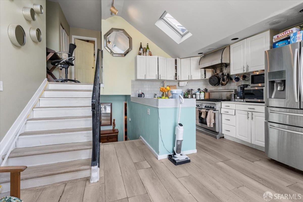 Detail Gallery Image 16 of 69 For 130 Ripley St, San Francisco,  CA 94110 - 2 Beds | 2 Baths