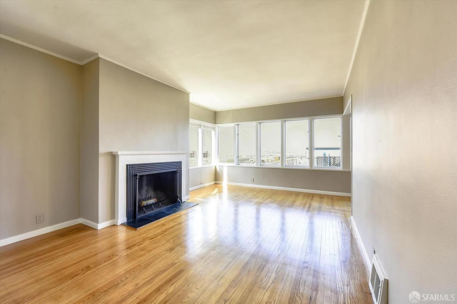 Detail Gallery Image 51 of 90 For 392 Chestnut St, San Francisco,  CA 94133 - – Beds | – Baths