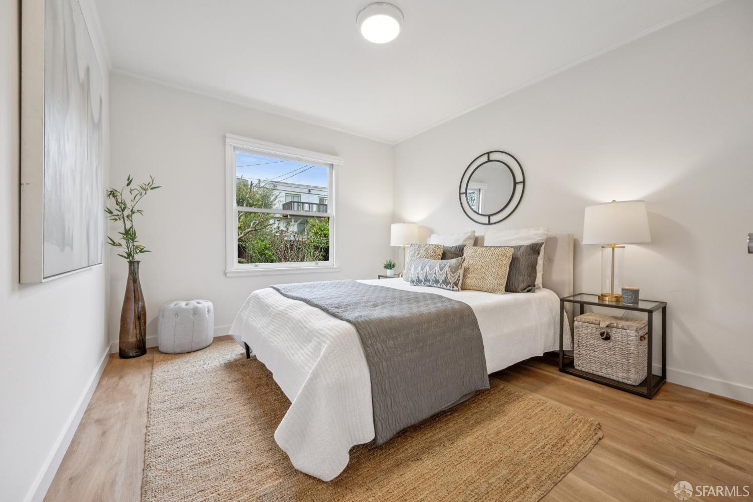 Detail Gallery Image 14 of 38 For 2144 Bayshore Blvd, San Francisco,  CA 94134 - 2 Beds | 1 Baths