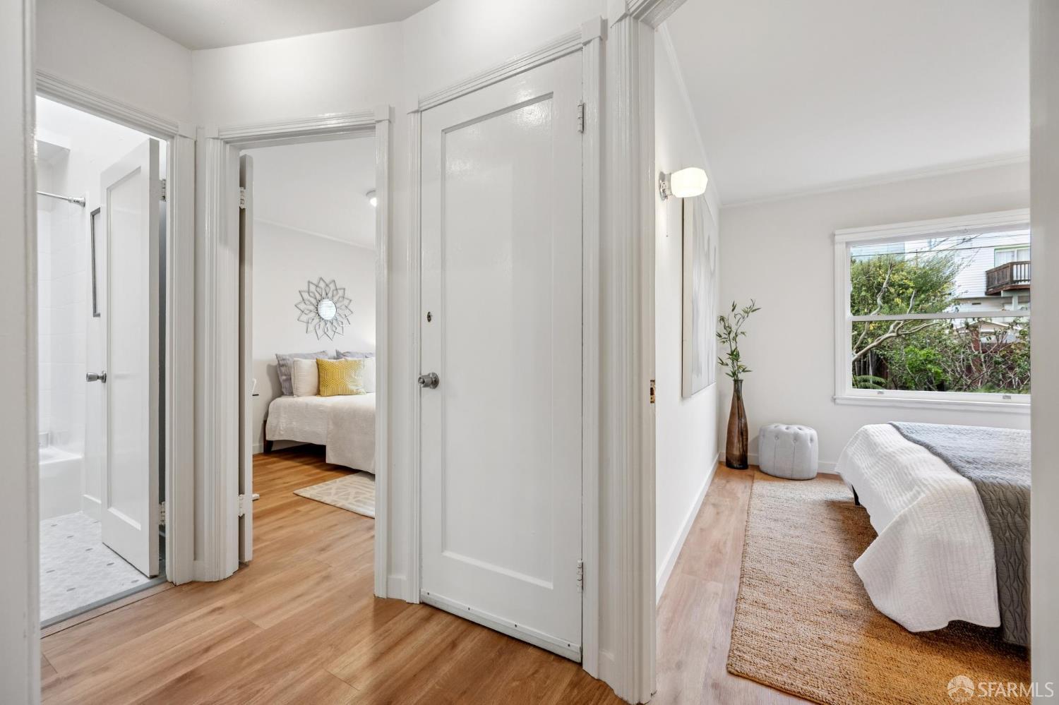 Detail Gallery Image 18 of 38 For 2144 Bayshore Blvd, San Francisco,  CA 94134 - 2 Beds | 1 Baths