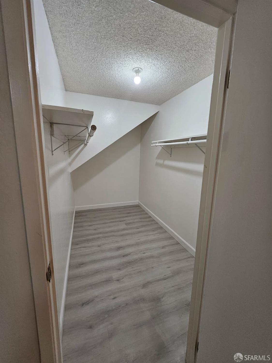Detail Gallery Image 8 of 27 For 8763 Mountain Blvd #14,  Oakland,  CA 94605 - 2 Beds | 2 Baths