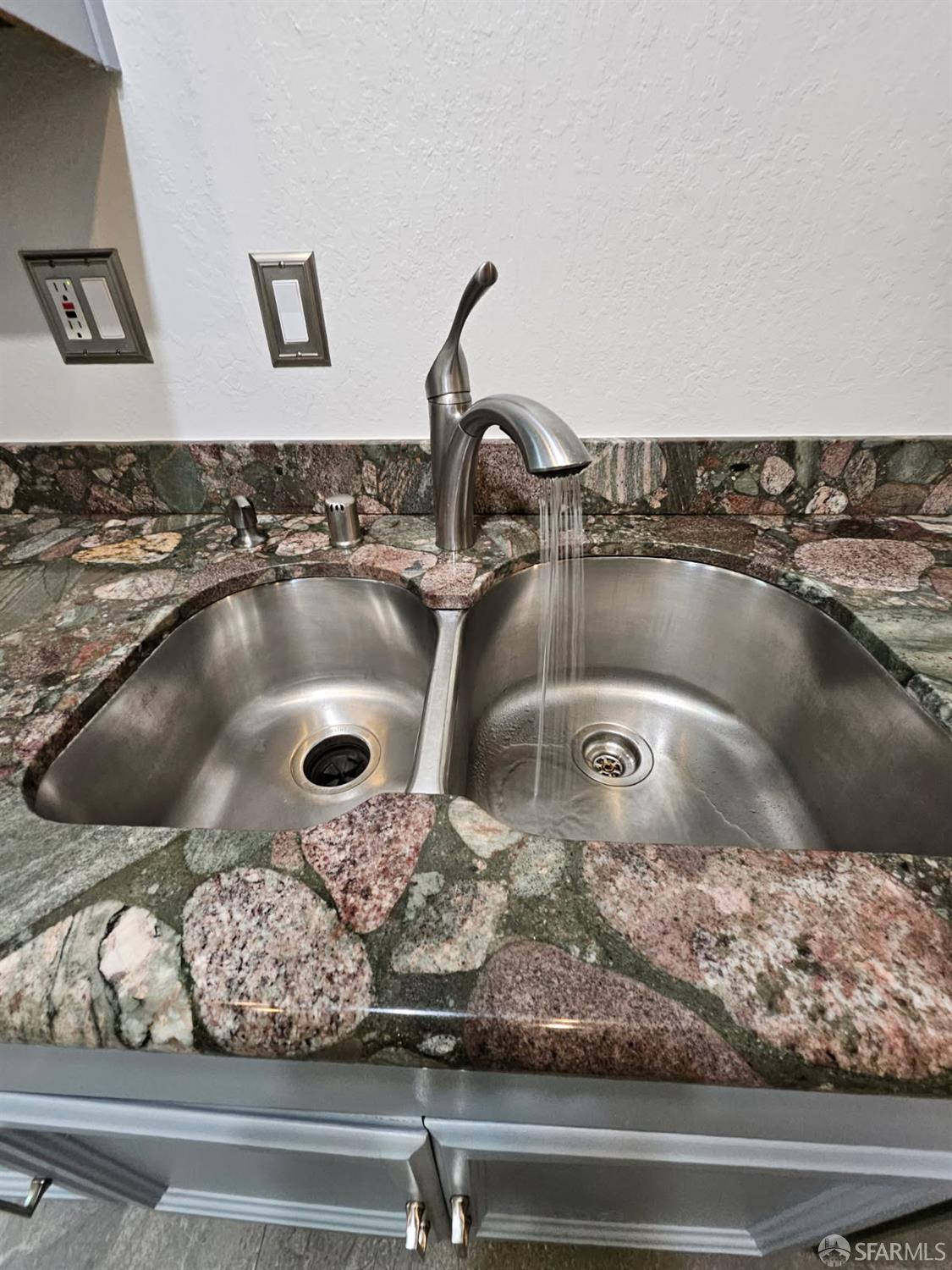 Detail Gallery Image 22 of 27 For 8763 Mountain Blvd #14,  Oakland,  CA 94605 - 2 Beds | 2 Baths
