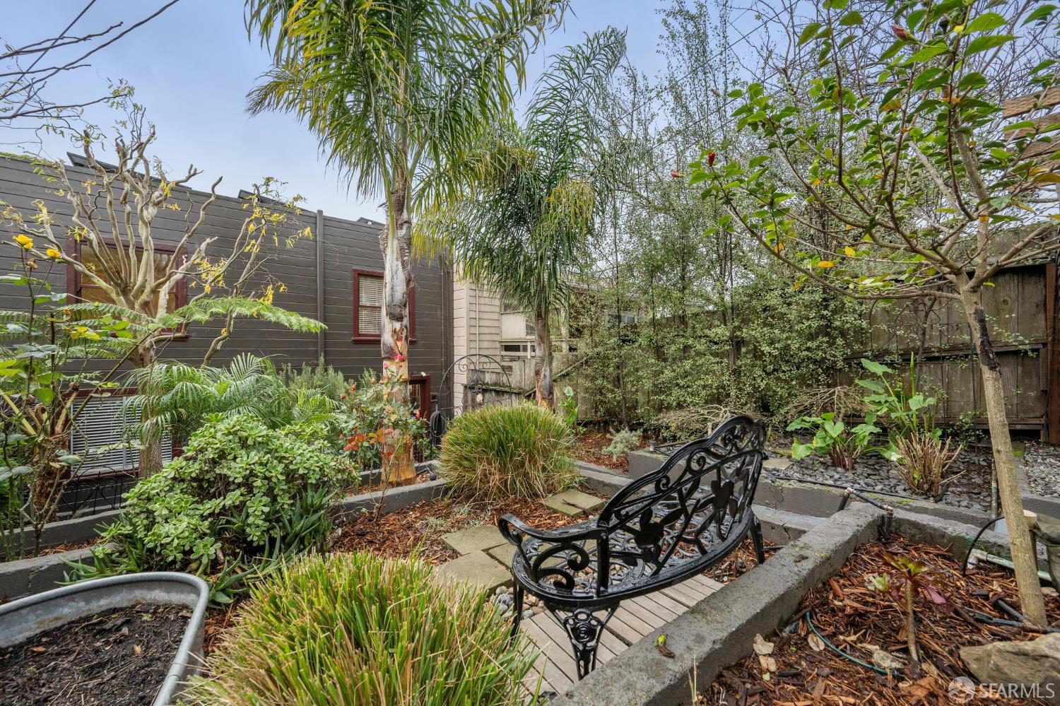 Detail Gallery Image 29 of 38 For 2144 Bayshore Blvd, San Francisco,  CA 94134 - 2 Beds | 1 Baths