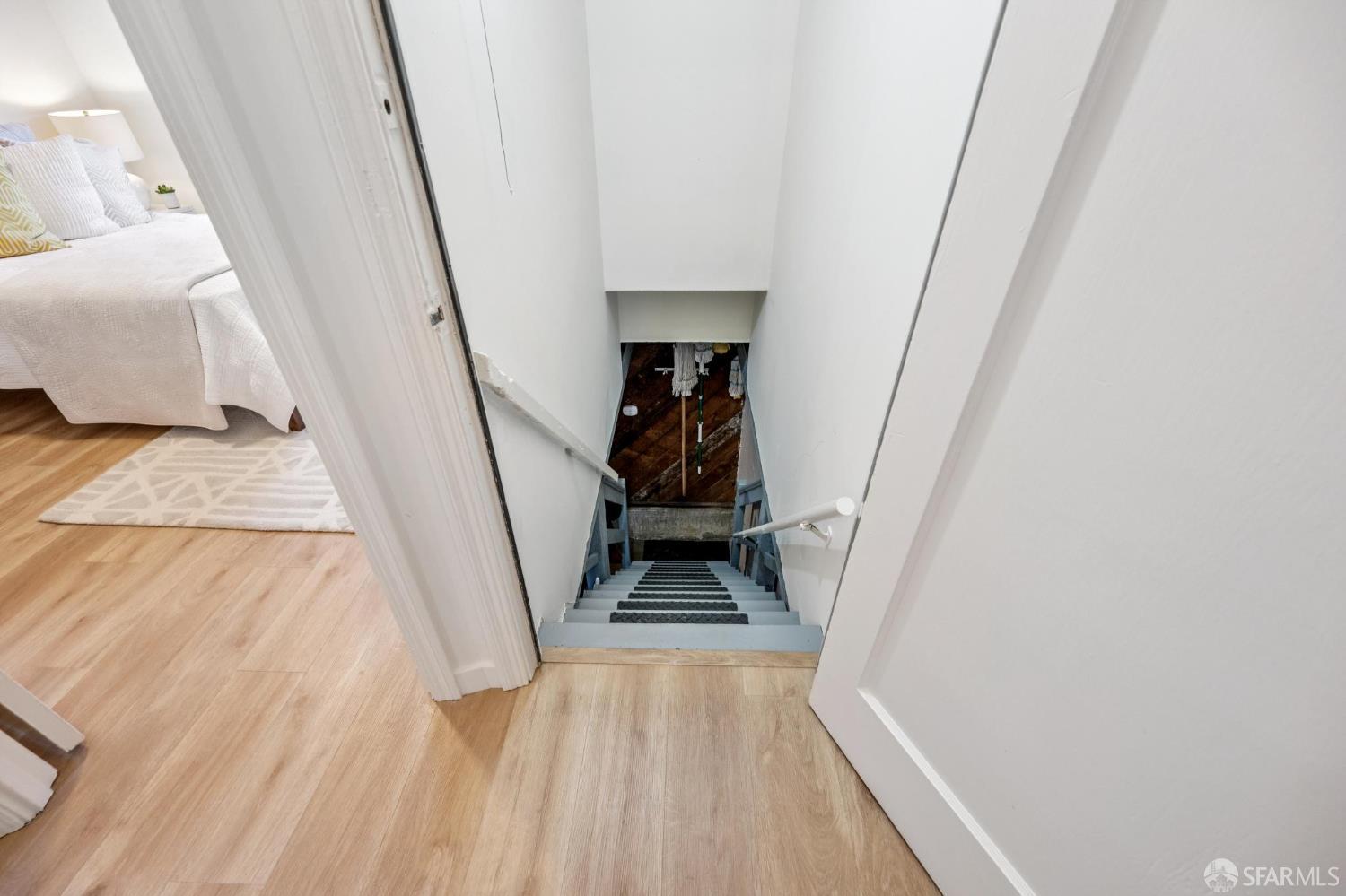 Detail Gallery Image 20 of 38 For 2144 Bayshore Blvd, San Francisco,  CA 94134 - 2 Beds | 1 Baths