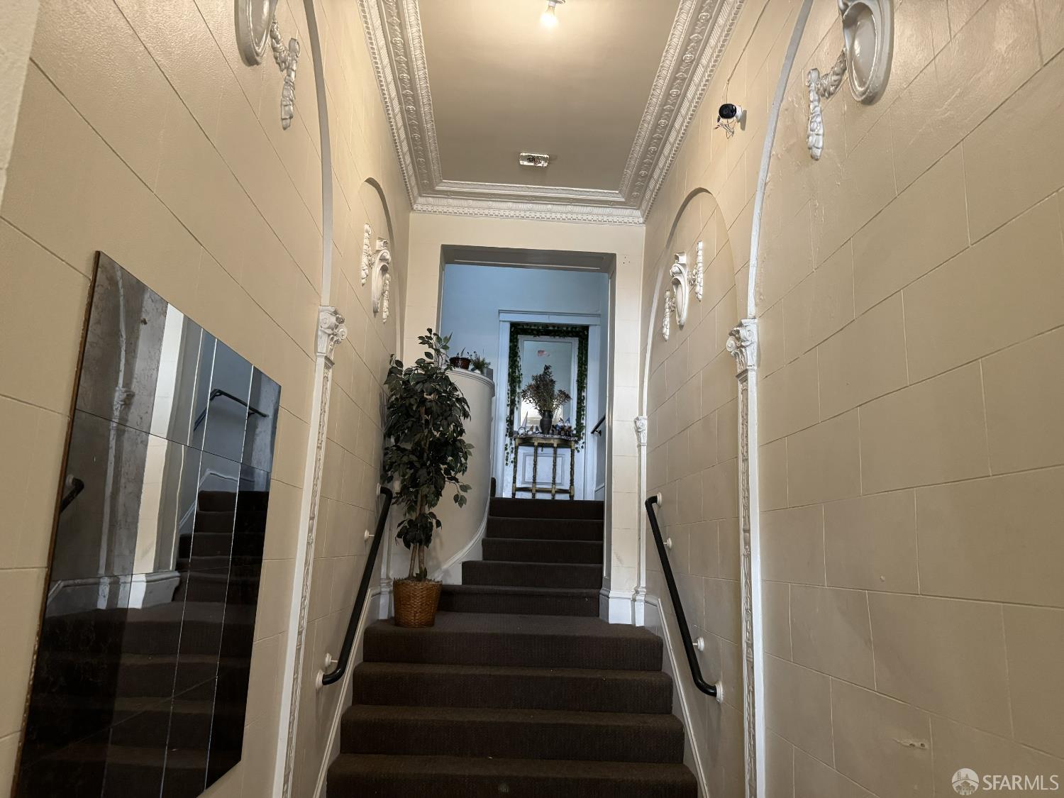 Detail Gallery Image 14 of 39 For 2360 Mission St, San Francisco,  CA 94110 - – Beds | – Baths