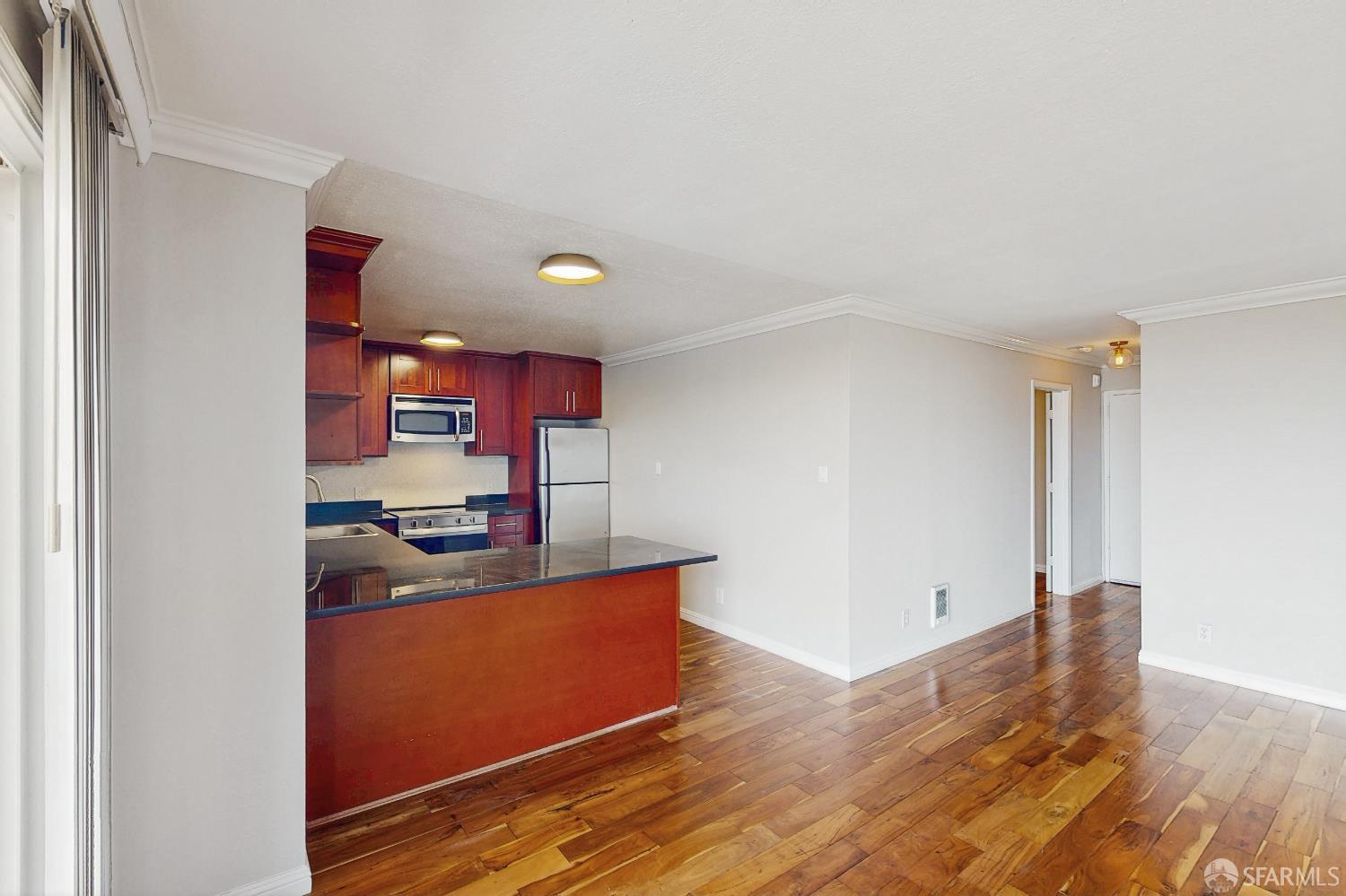 Detail Gallery Image 12 of 29 For 646 Corbett Ave #603,  San Francisco,  CA 94114 - 0 Beds | 0 Baths