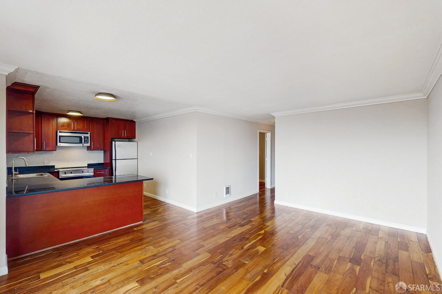 Detail Gallery Image 16 of 29 For 646 Corbett Ave #603,  San Francisco,  CA 94114 - 0 Beds | 0 Baths