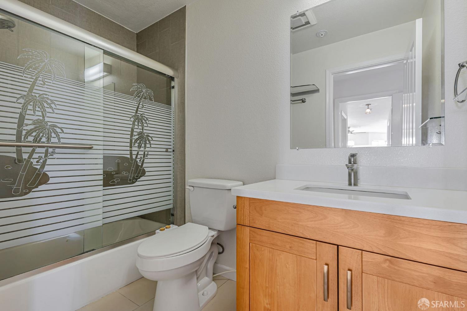 Detail Gallery Image 15 of 25 For 1688 Wallace Ave #304,  San Francisco,  CA 94124 - 2 Beds | 2 Baths
