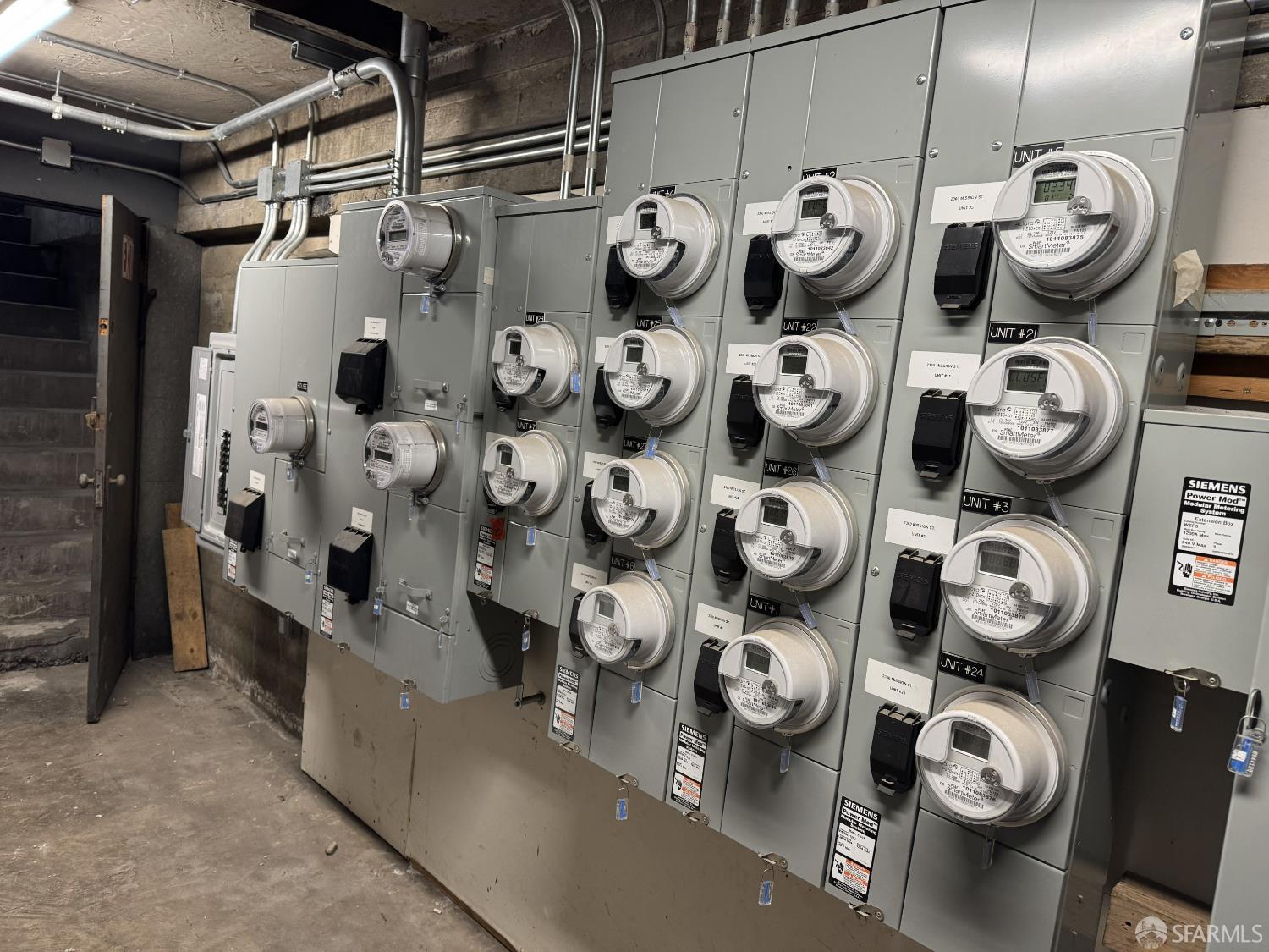 Detail Gallery Image 5 of 39 For 2360 Mission St, San Francisco,  CA 94110 - – Beds | – Baths