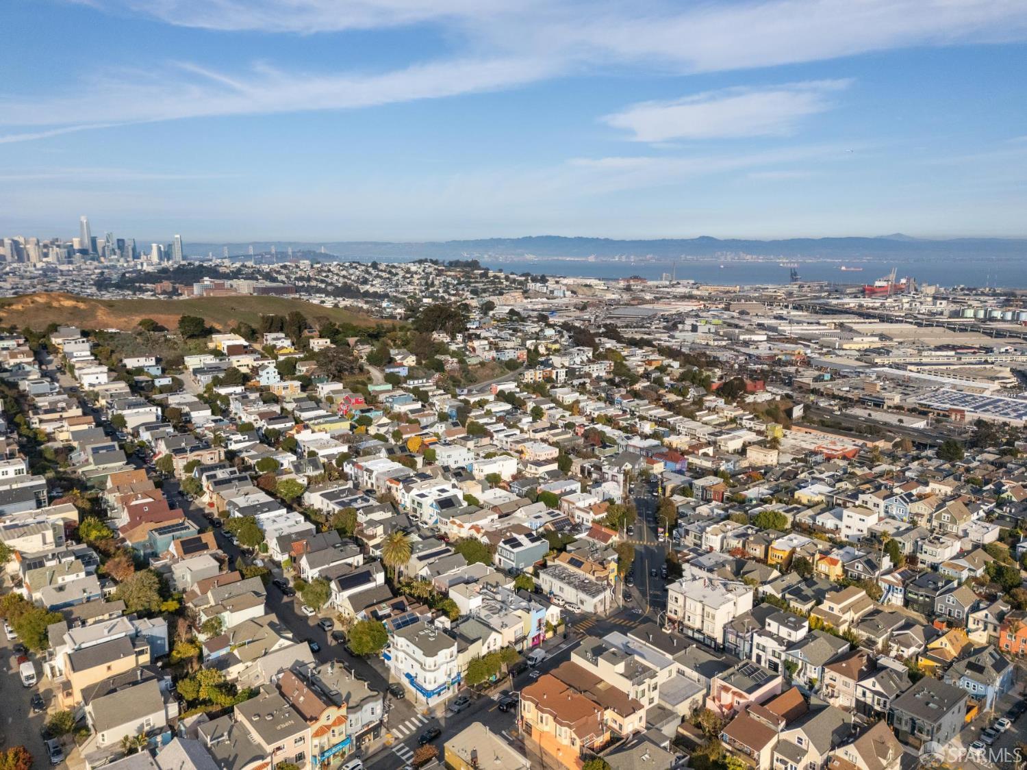 Detail Gallery Image 6 of 27 For 919 Cortland Ave, San Francisco,  CA 94110 - – Beds | – Baths