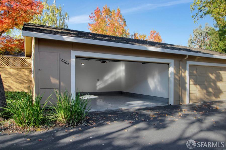 Detail Gallery Image 31 of 32 For 10062 Mossy Oak Ct, Cupertino,  CA 95014 - 2 Beds | 2 Baths