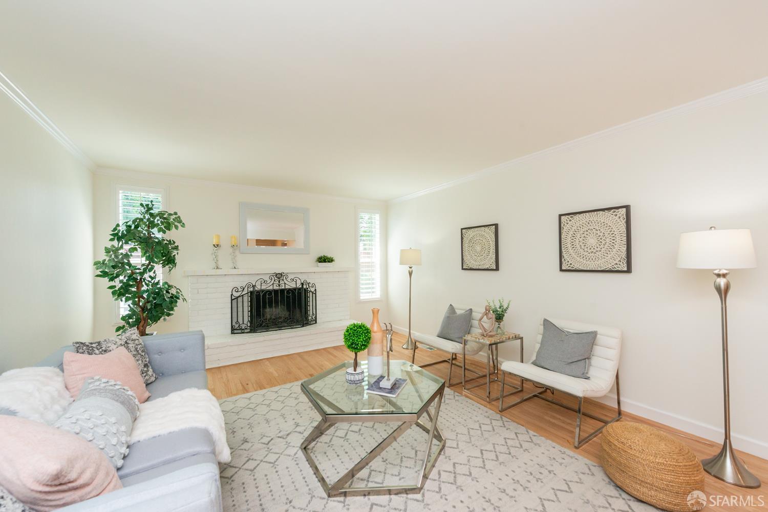 Detail Gallery Image 6 of 57 For 4650 Phyllis Ln, Concord,  CA 94521 - 4 Beds | 2 Baths