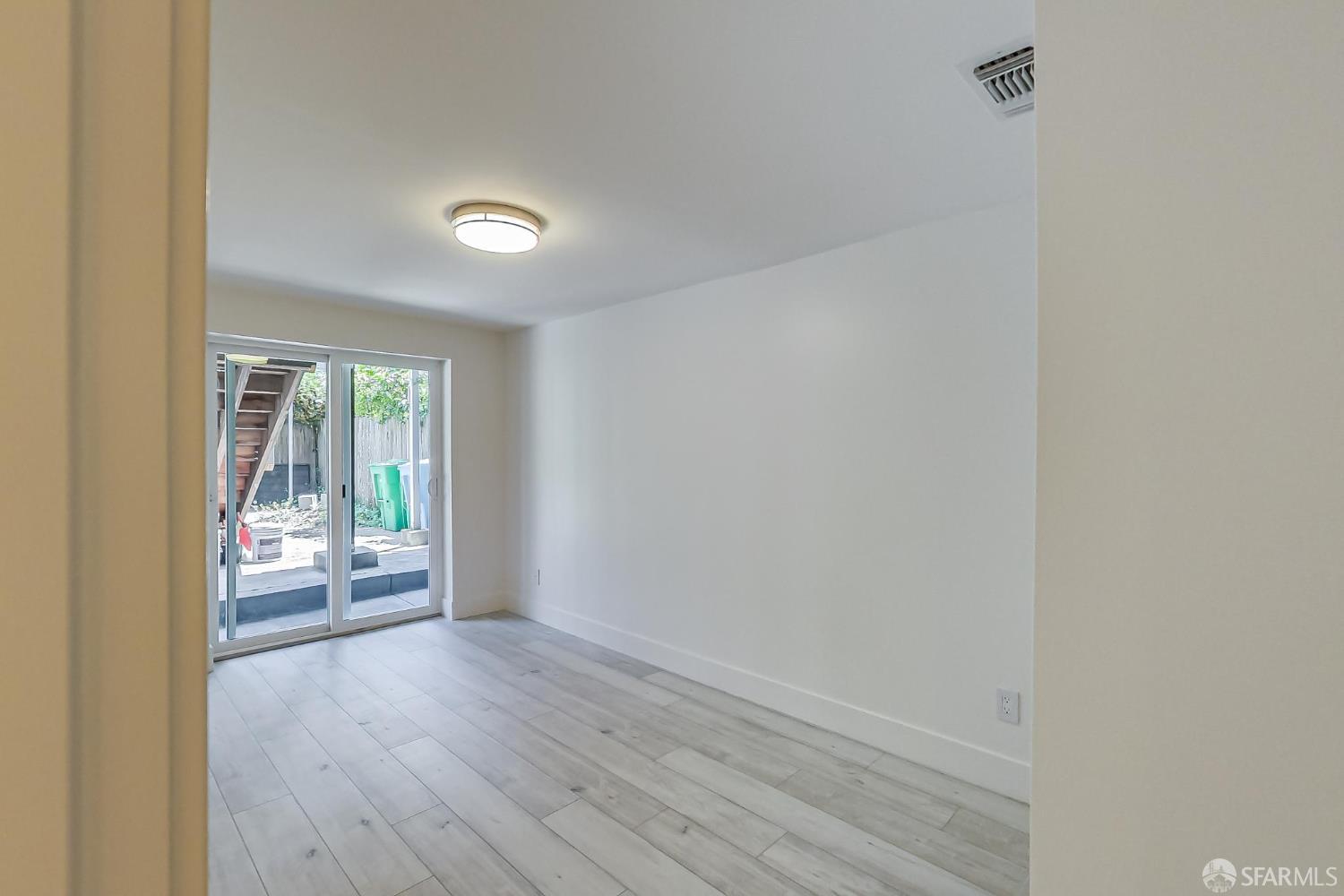 Detail Gallery Image 61 of 62 For 751 Capp St, San Francisco,  CA 94110 - – Beds | – Baths