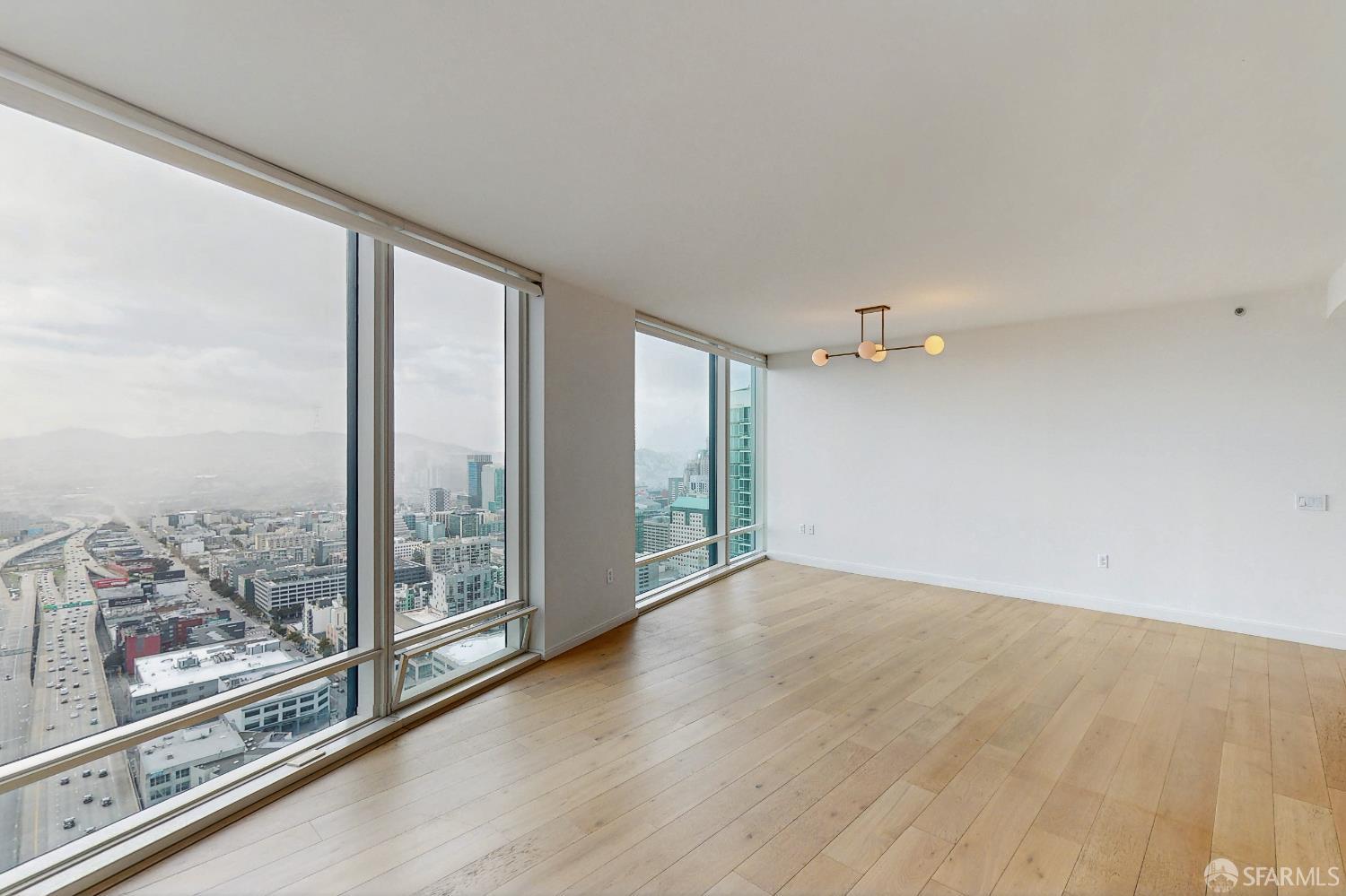 Detail Gallery Image 5 of 50 For 425 1st St #4003,  San Francisco,  CA 94105 - 2 Beds | 2 Baths