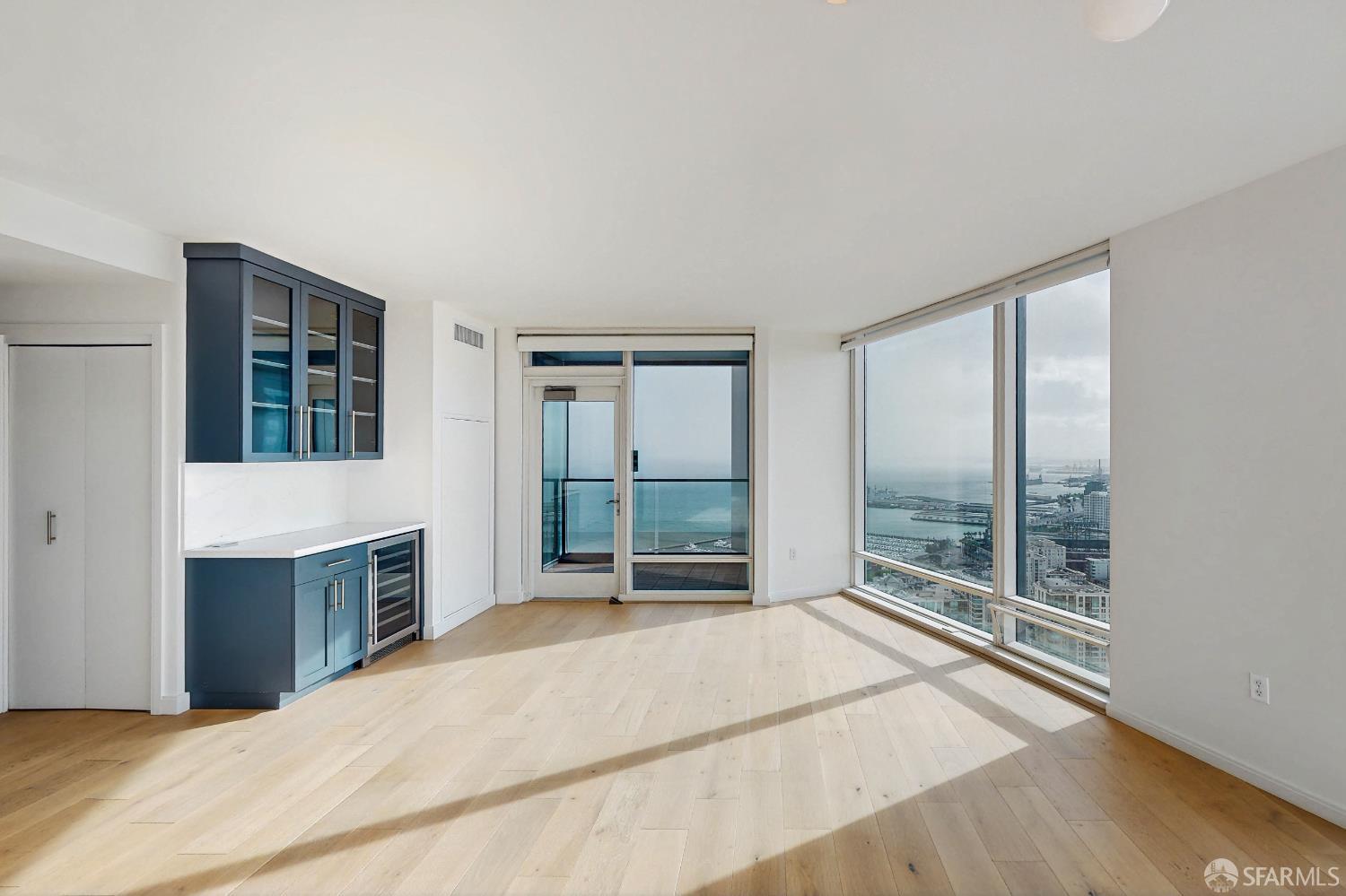 Detail Gallery Image 6 of 50 For 425 1st St #4003,  San Francisco,  CA 94105 - 2 Beds | 2 Baths