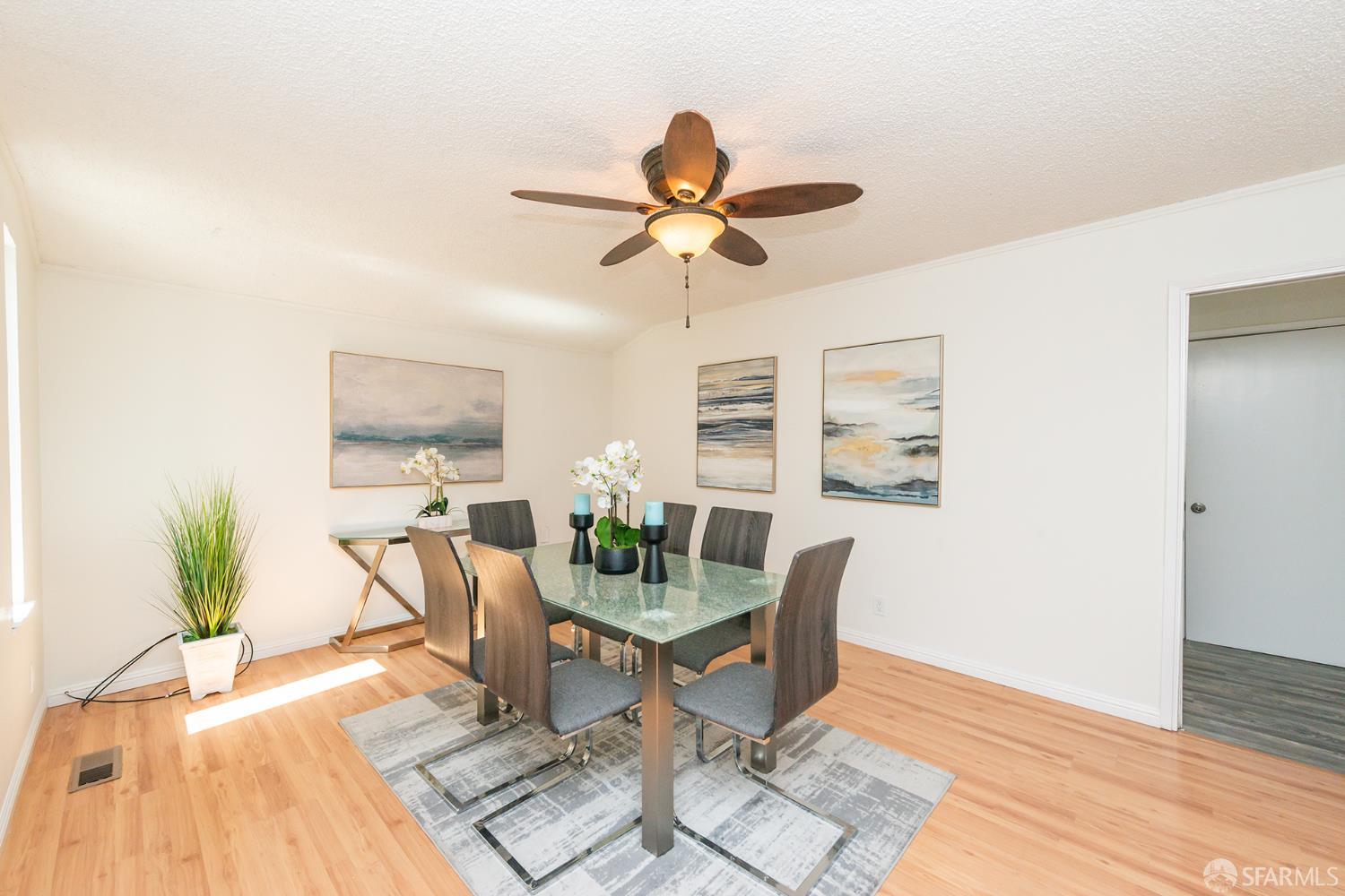 Detail Gallery Image 17 of 57 For 4650 Phyllis Ln, Concord,  CA 94521 - 4 Beds | 2 Baths