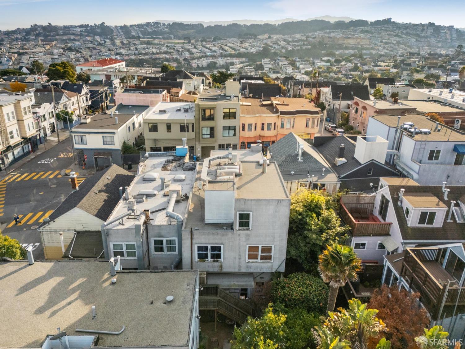 Detail Gallery Image 21 of 27 For 919 Cortland Ave, San Francisco,  CA 94110 - – Beds | – Baths