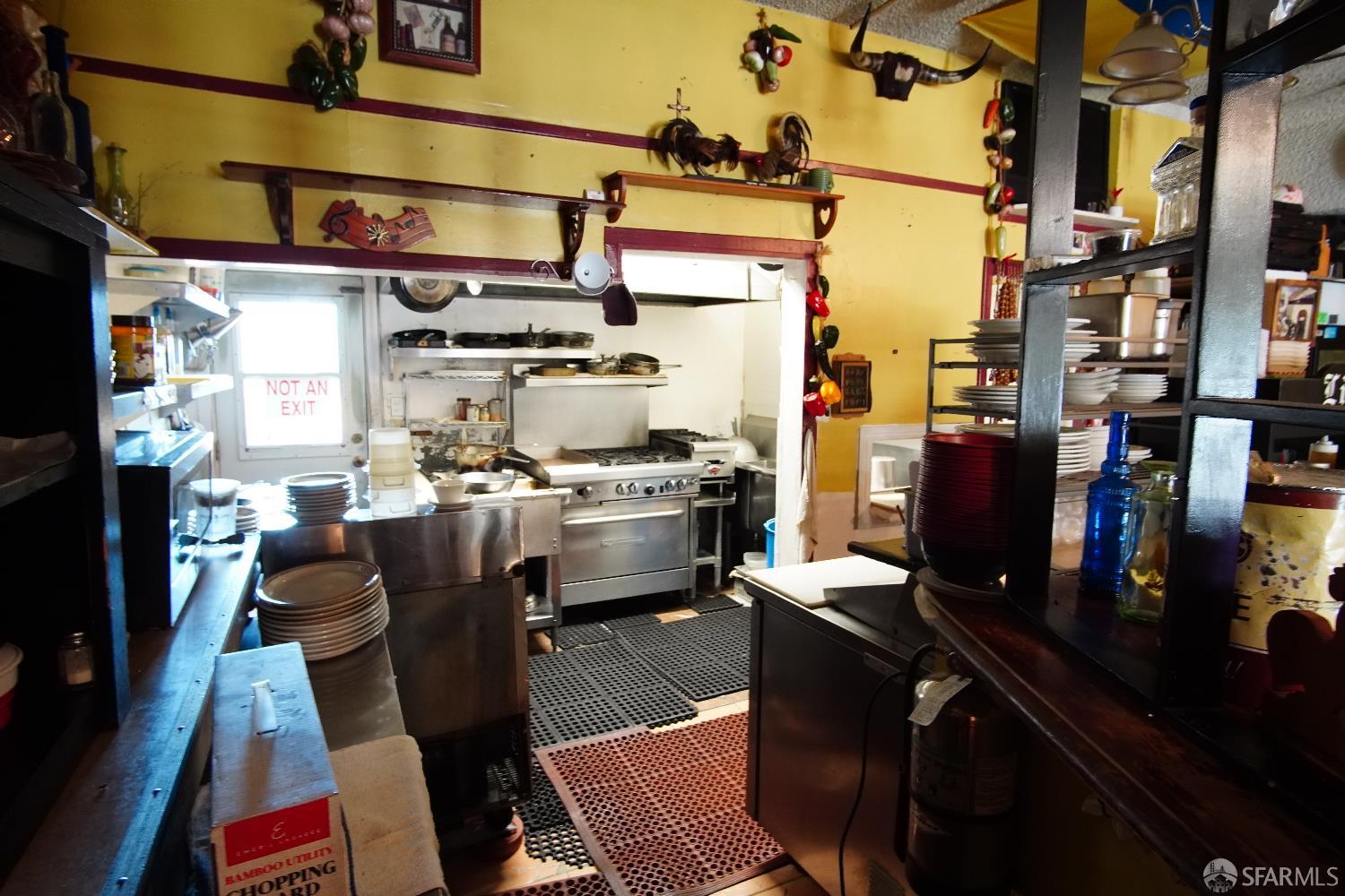 Detail Gallery Image 16 of 59 For 6582 Mission St, Daly City,  CA 94014 - – Beds | – Baths