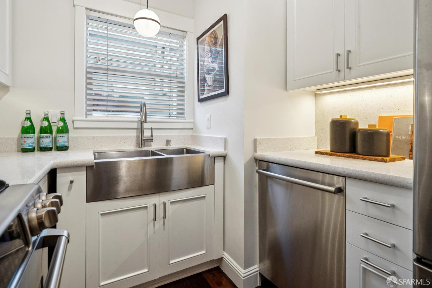 Detail Gallery Image 27 of 55 For 36 Beideman St, San Francisco,  CA 94115 - 2 Beds | 1/1 Baths