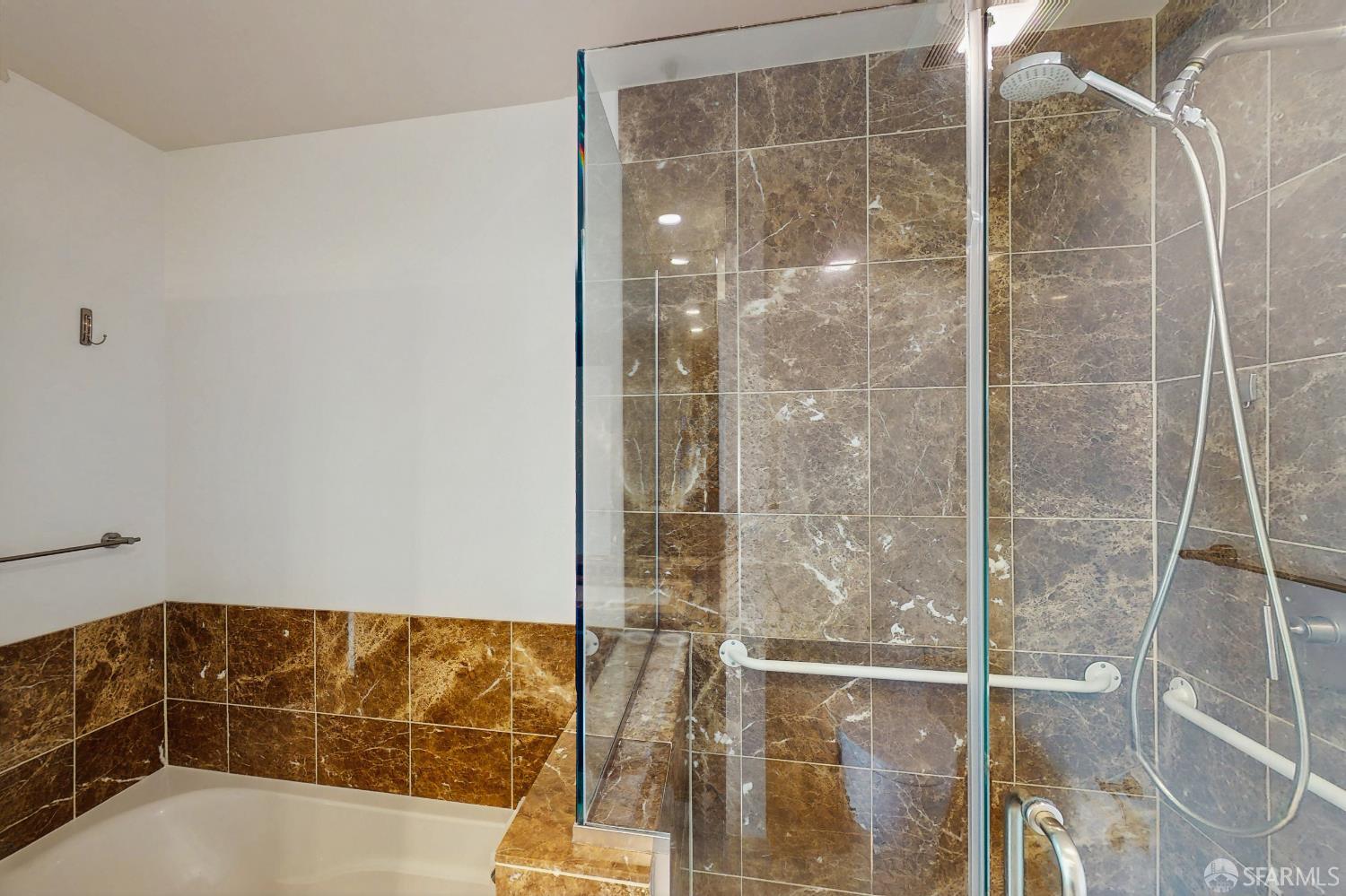 Detail Gallery Image 23 of 50 For 425 1st St #4003,  San Francisco,  CA 94105 - 2 Beds | 2 Baths