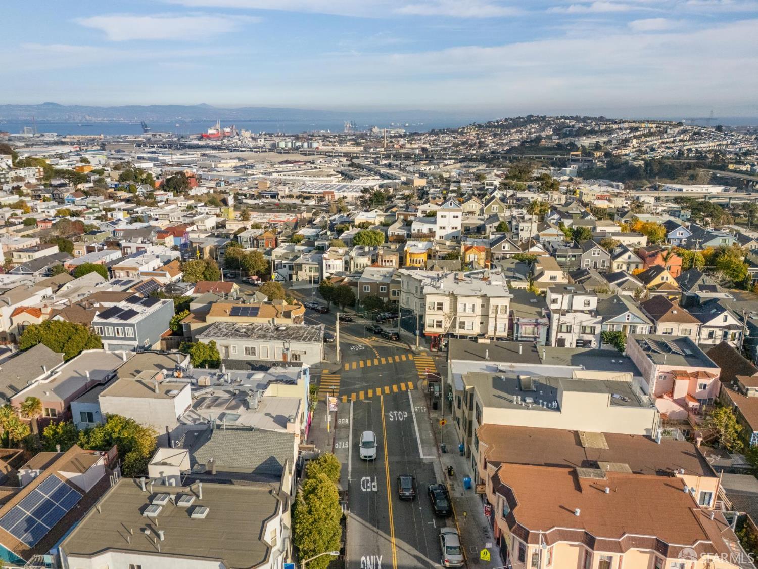 Detail Gallery Image 4 of 27 For 919 Cortland Ave, San Francisco,  CA 94110 - – Beds | – Baths