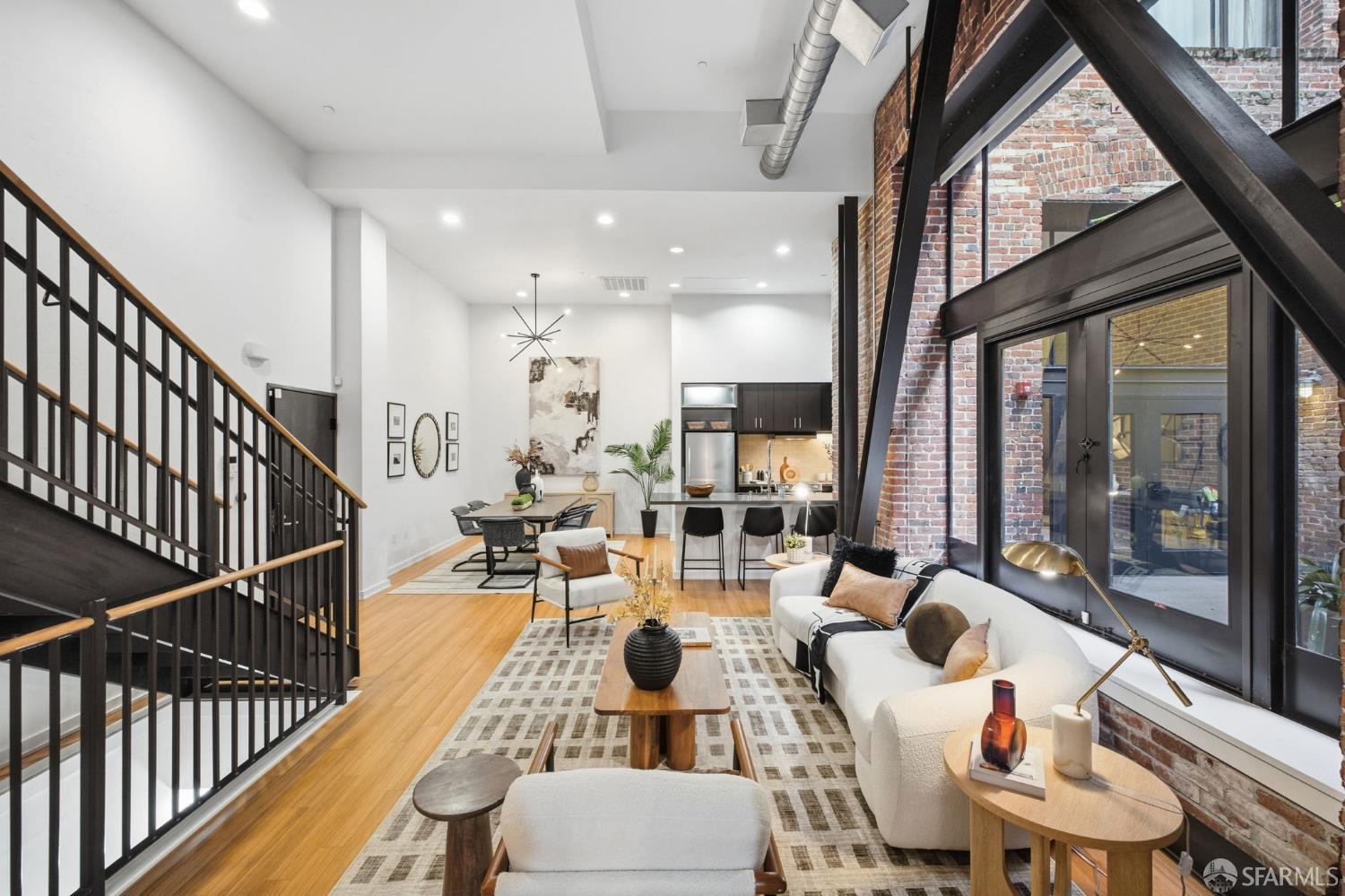 Detail Gallery Image 3 of 49 For 16 Jessie St #112,  San Francisco,  CA 94105 - 2 Beds | 2 Baths