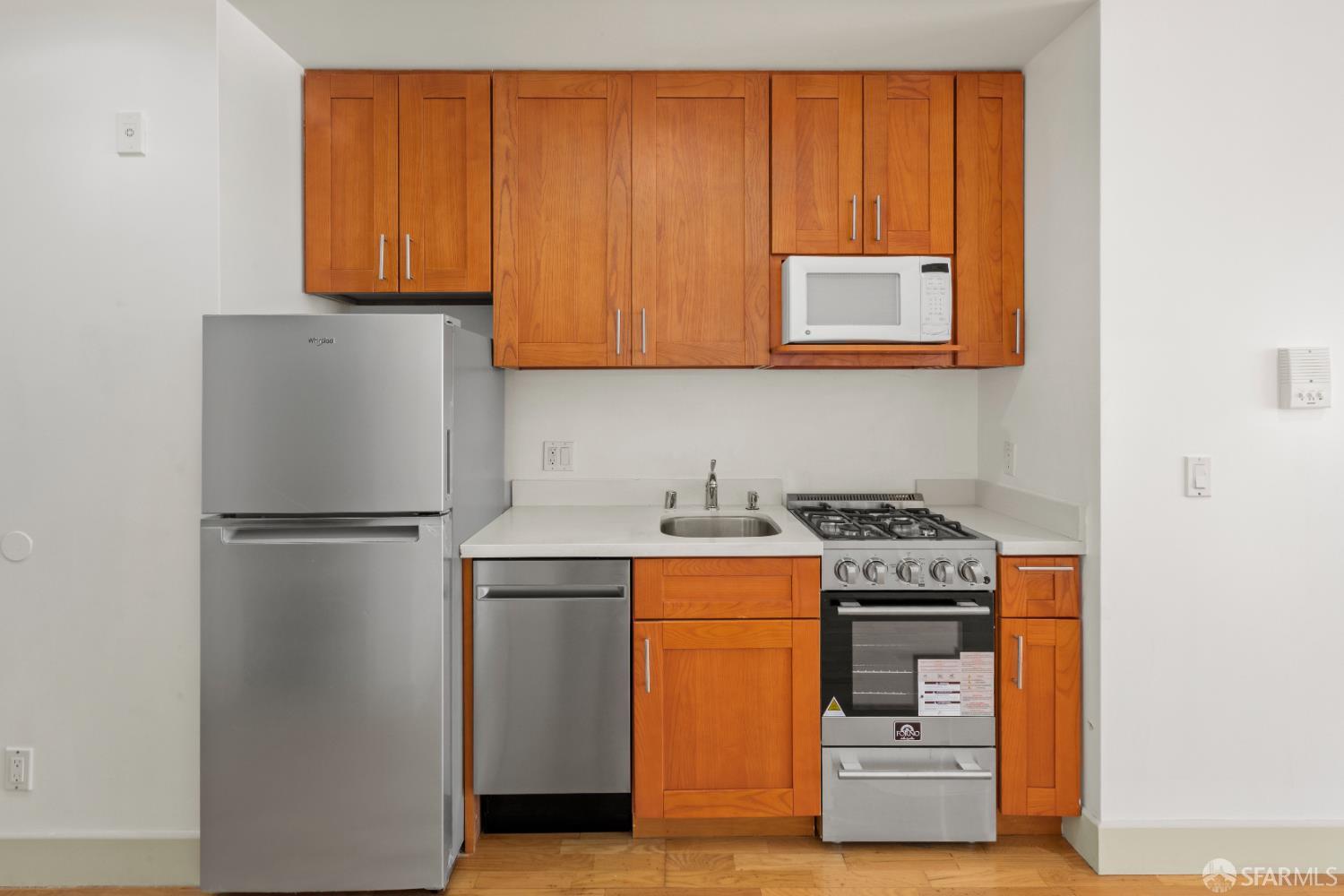 Detail Gallery Image 5 of 26 For 574 Natoma St #401,  San Francisco,  CA 94103 - 0 Beds | 1 Baths