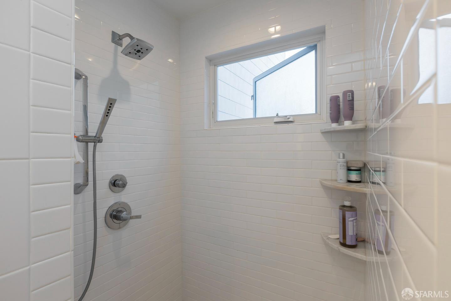 Detail Gallery Image 20 of 27 For 449 Gates St, San Francisco,  CA 94110 - 2 Beds | 2 Baths