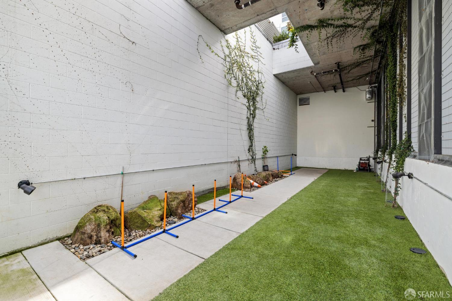 Photo #12: 426093503 Listing: Photo #12