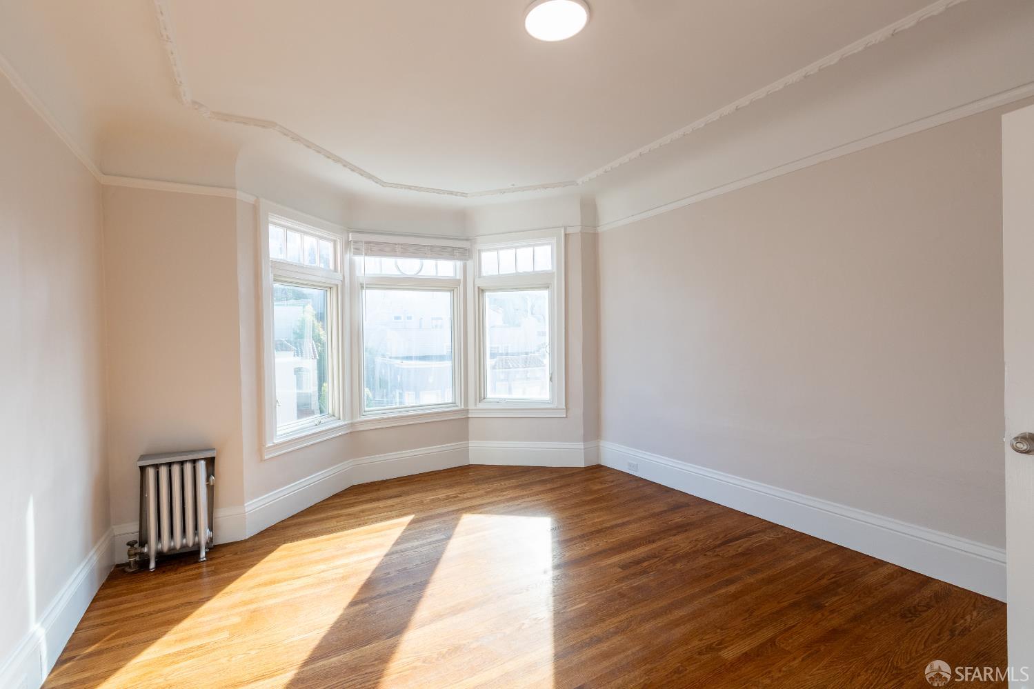 Detail Gallery Image 5 of 9 For 910 Bay St #6,  San Francisco,  CA 94109 - 1 Beds | 1 Baths