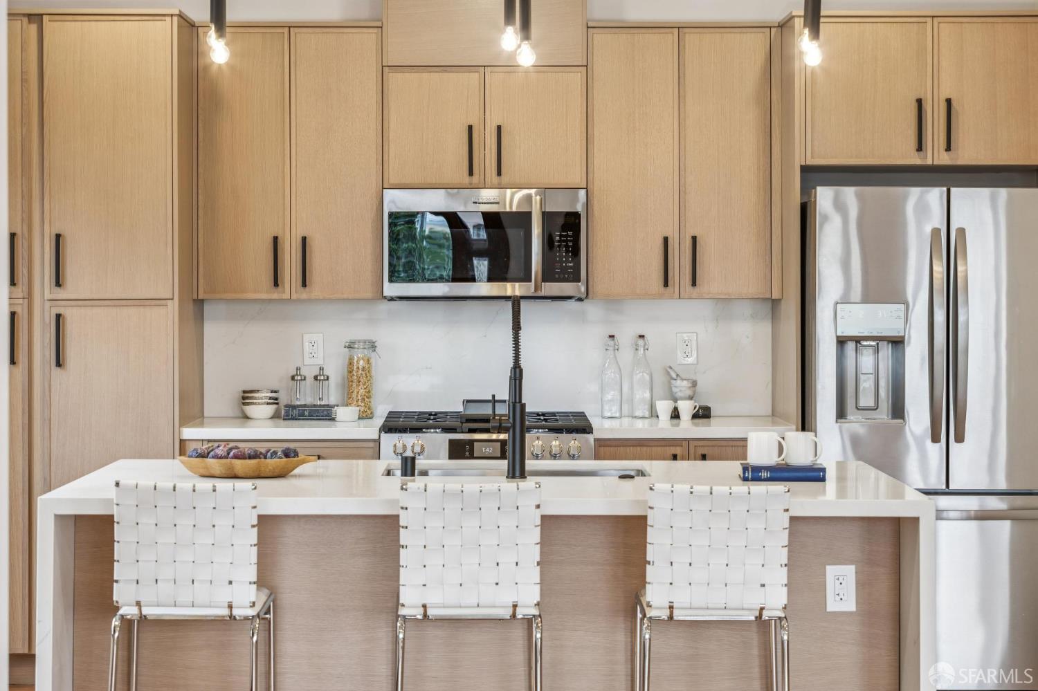 Detail Gallery Image 14 of 66 For 779 20th Ave #779,  San Francisco,  CA 94121 - 4 Beds | 3 Baths