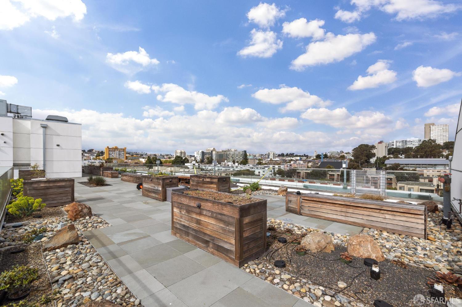 Photo #11: 426093503 Listing: Photo #11