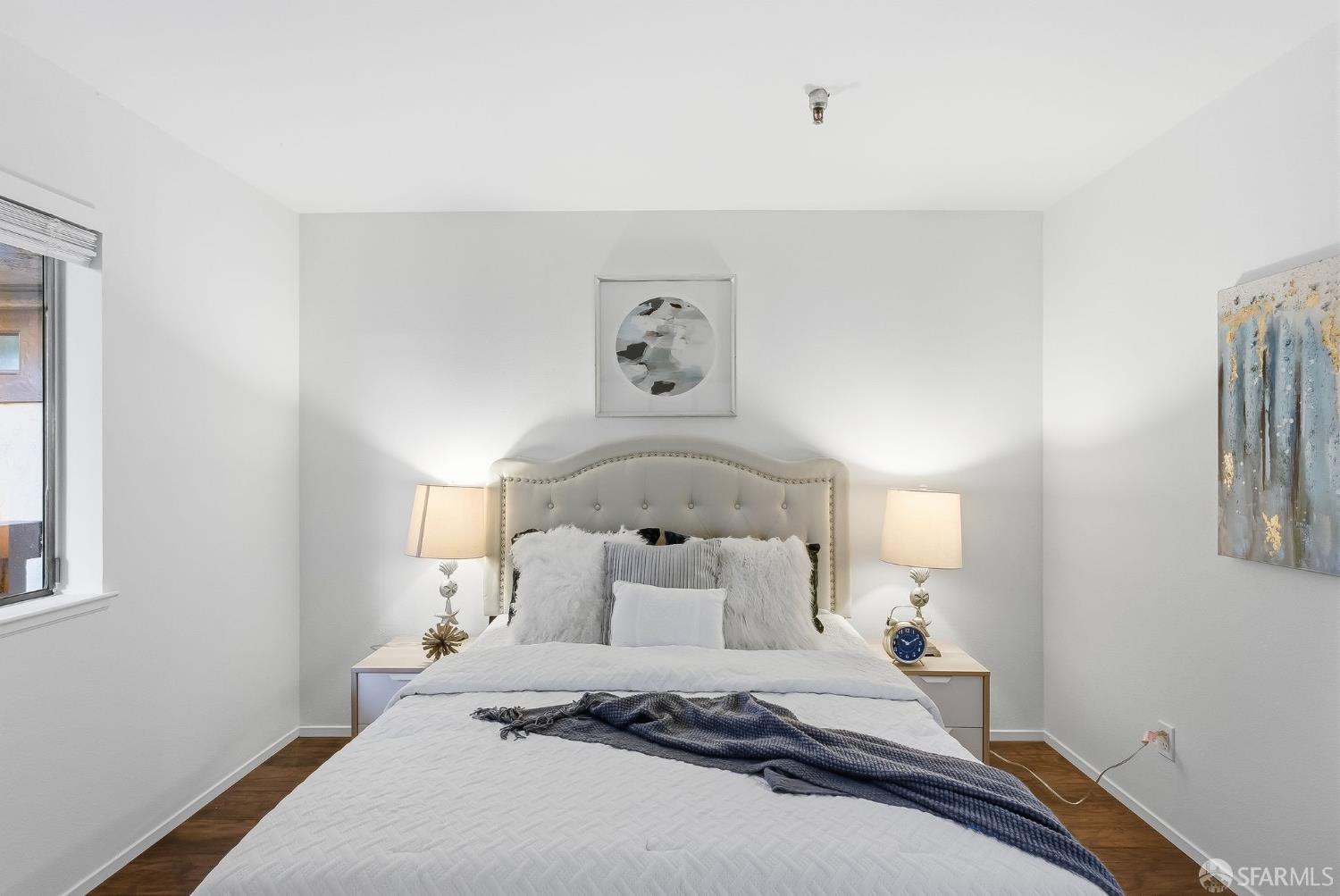 Detail Gallery Image 16 of 28 For 711 S Bayshore Blvd #4,  San Mateo,  CA 94401 - 1 Beds | 1 Baths