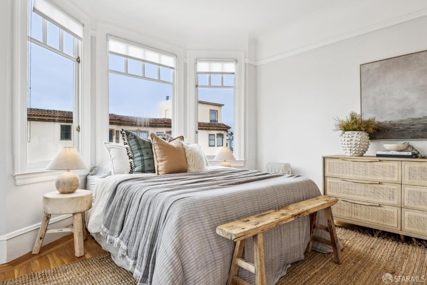 Detail Gallery Image 14 of 33 For 1490 Francisco St #7,  San Francisco,  CA 94123 - 2 Beds | 1 Baths