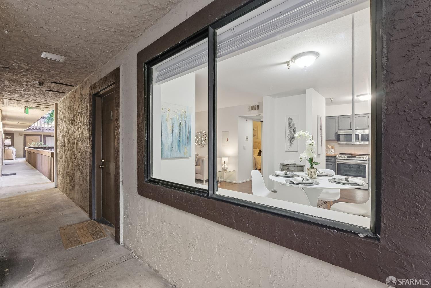 Detail Gallery Image 17 of 28 For 711 S Bayshore Blvd #4,  San Mateo,  CA 94401 - 1 Beds | 1 Baths