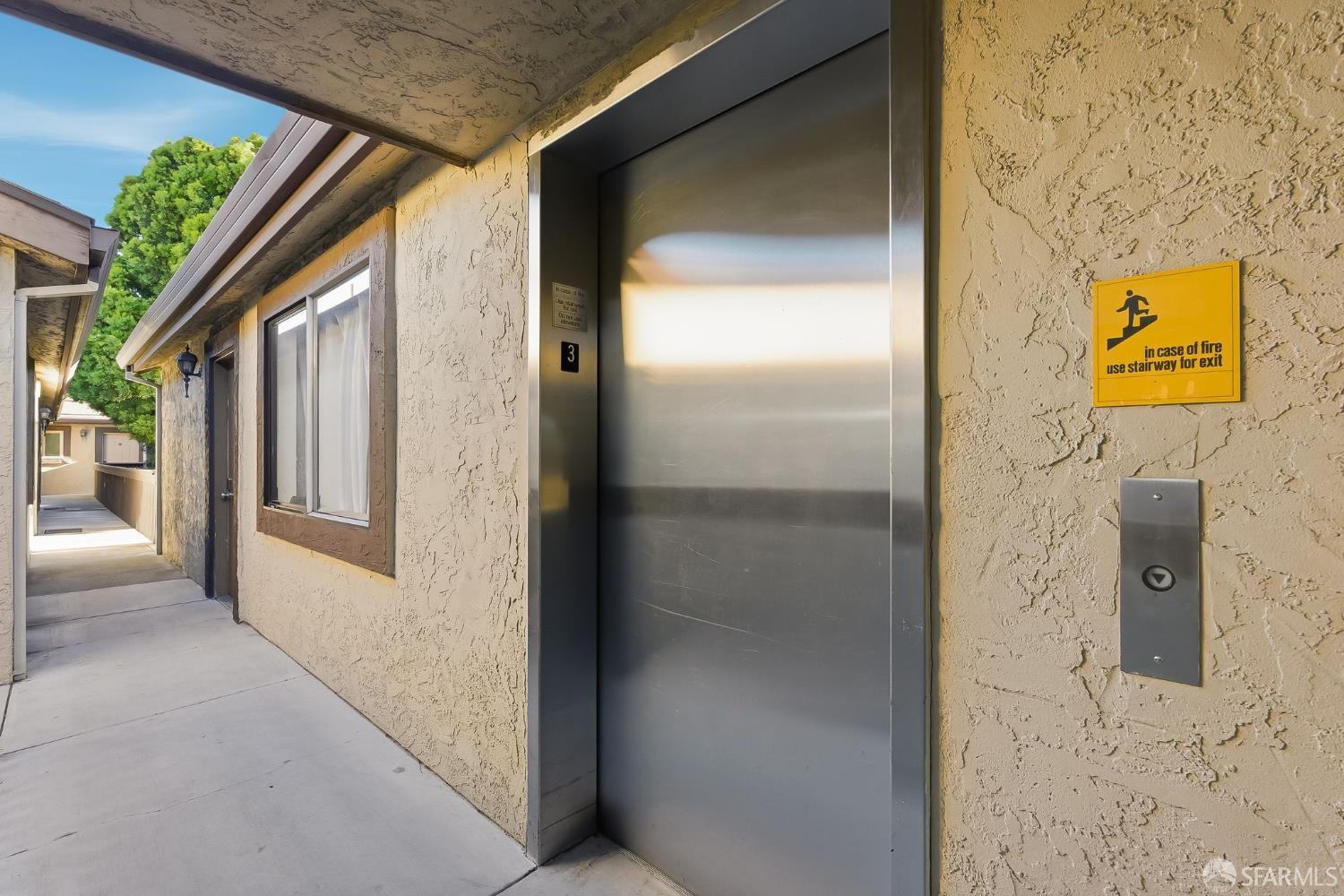 Detail Gallery Image 21 of 28 For 711 S Bayshore Blvd #4,  San Mateo,  CA 94401 - 1 Beds | 1 Baths