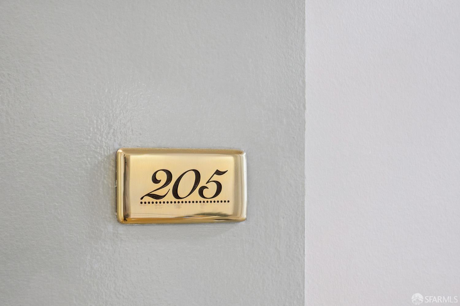 Detail Gallery Image 2 of 28 For 1650 Jackson St #205,  San Francisco,  CA 94109 - 0 Beds | 1 Baths