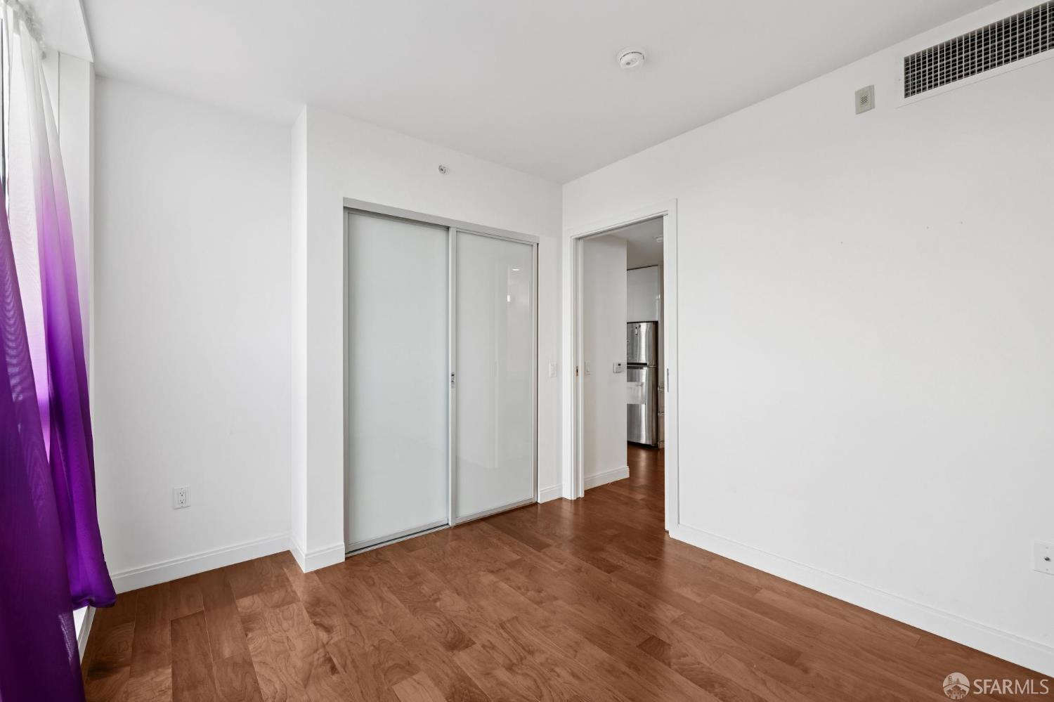 Photo #5: 426093503 Listing: Photo #5