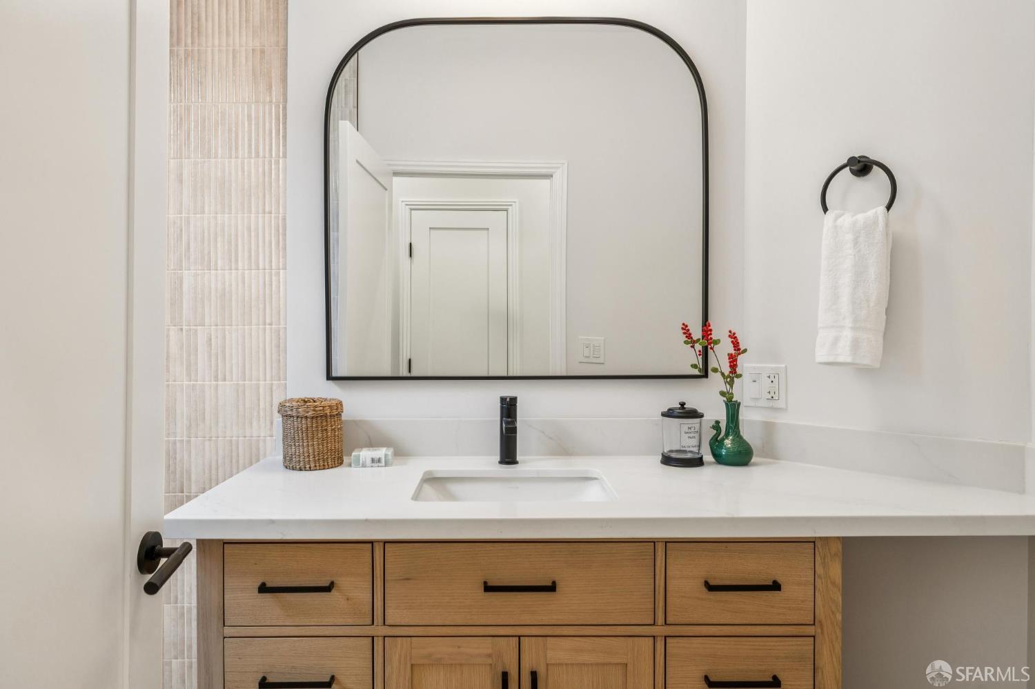 Detail Gallery Image 60 of 66 For 779 20th Ave #779,  San Francisco,  CA 94121 - 4 Beds | 3 Baths