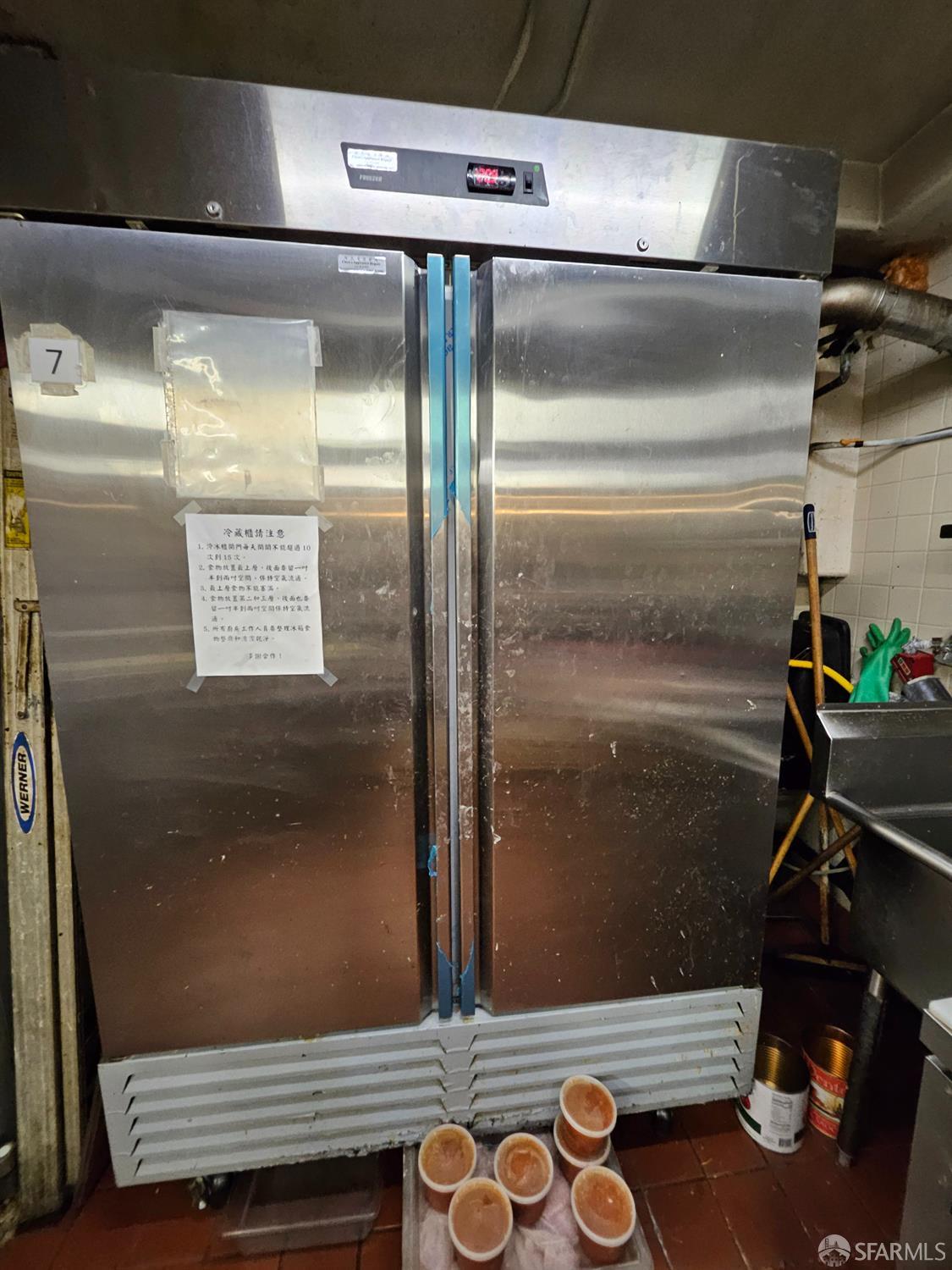 2406 19th, San Francisco, CA, 94116