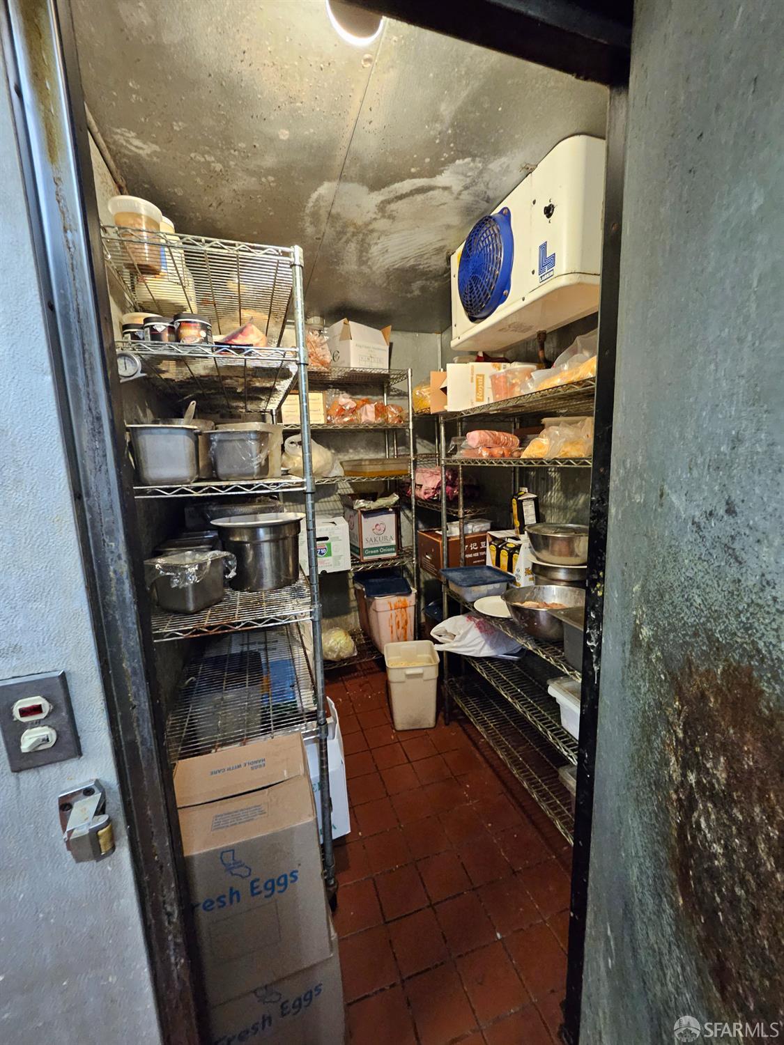 2406 19th, San Francisco, CA, 94116