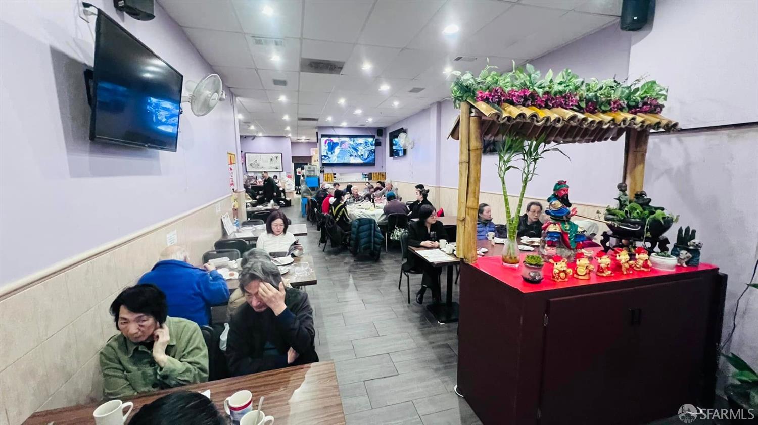 Detail Gallery Image 12 of 55 For 2406 19th Ave, San Francisco,  CA 94116 - – Beds | – Baths