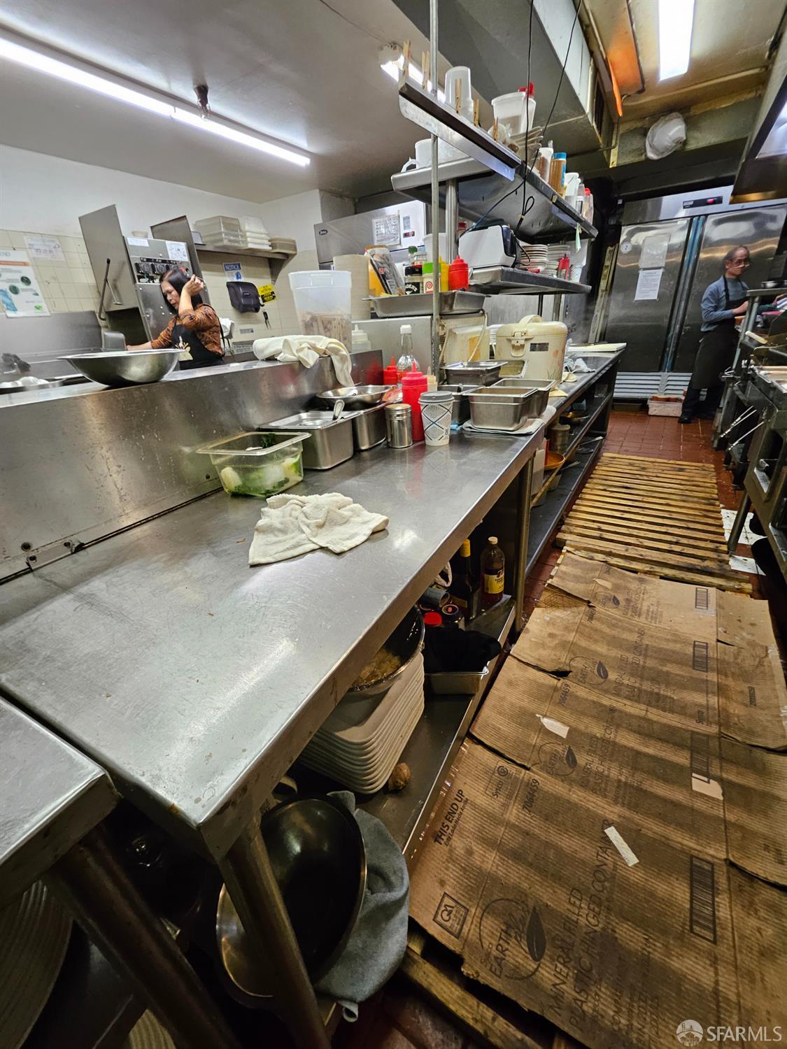 2406 19th, San Francisco, CA, 94116