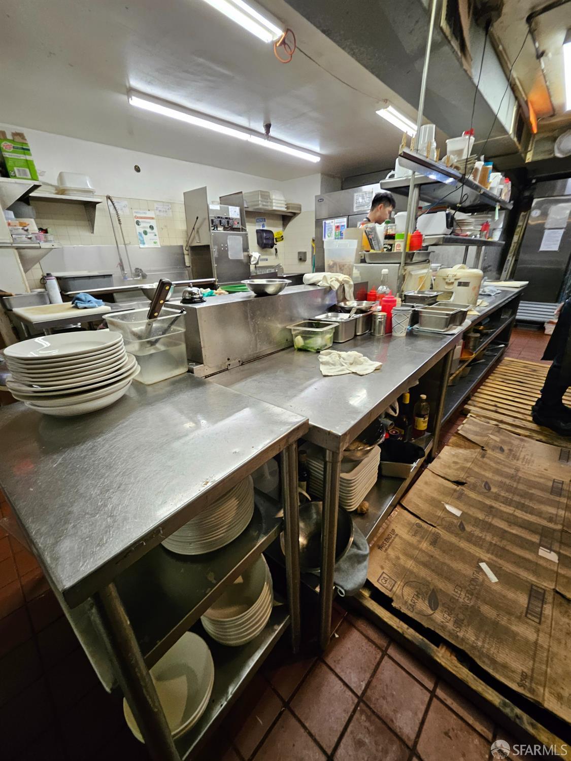 2406 19th, San Francisco, CA, 94116