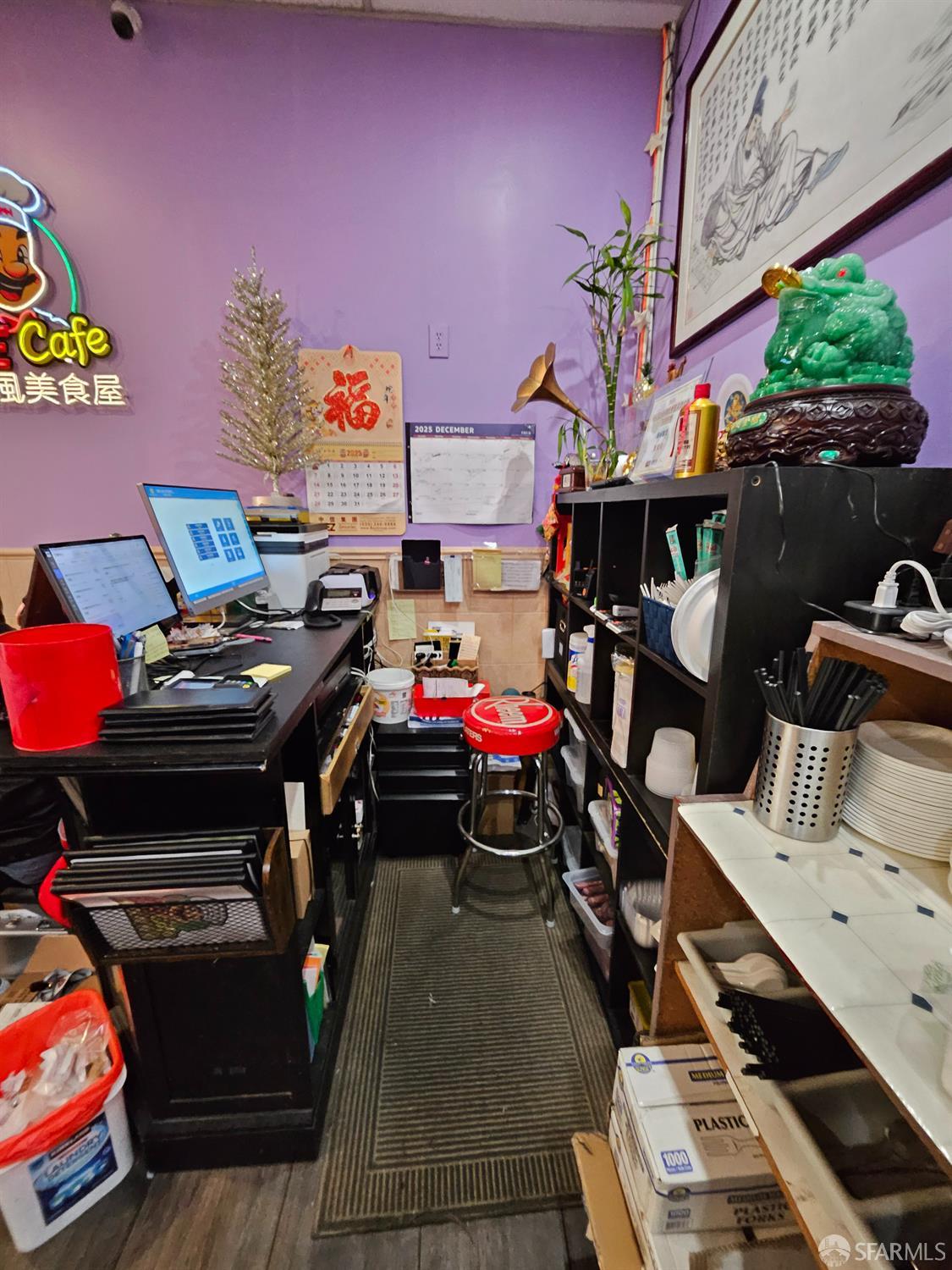 2406 19th, San Francisco, CA, 94116