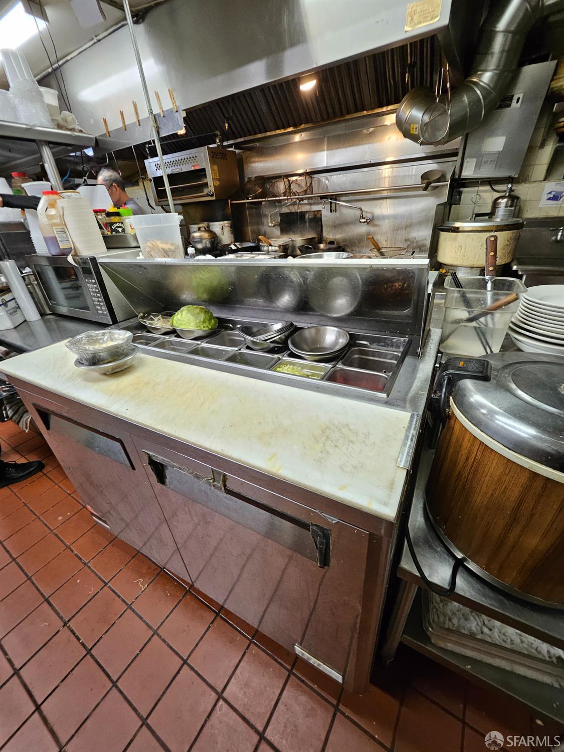 2406 19th, San Francisco, CA, 94116