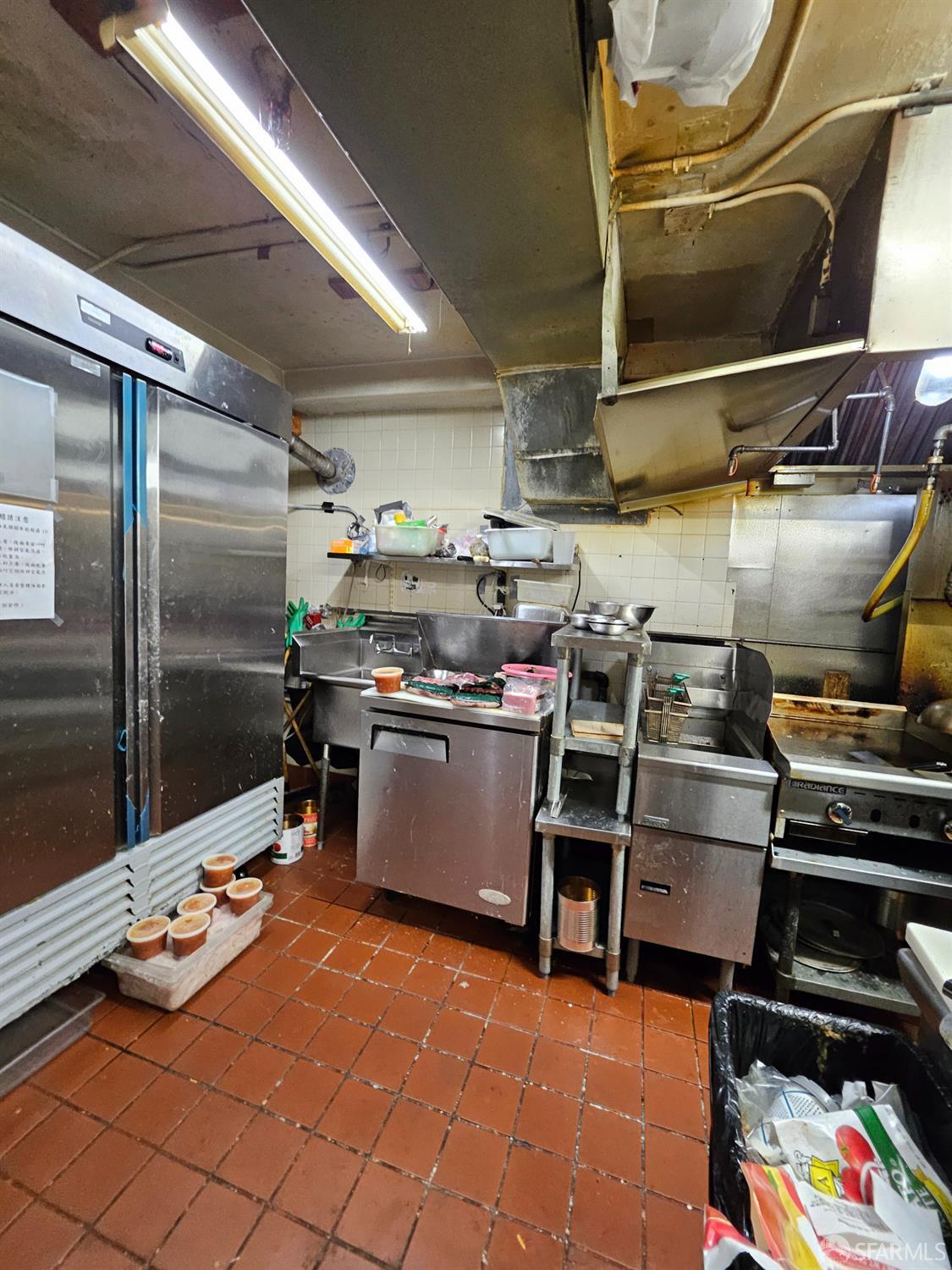 2406 19th, San Francisco, CA, 94116