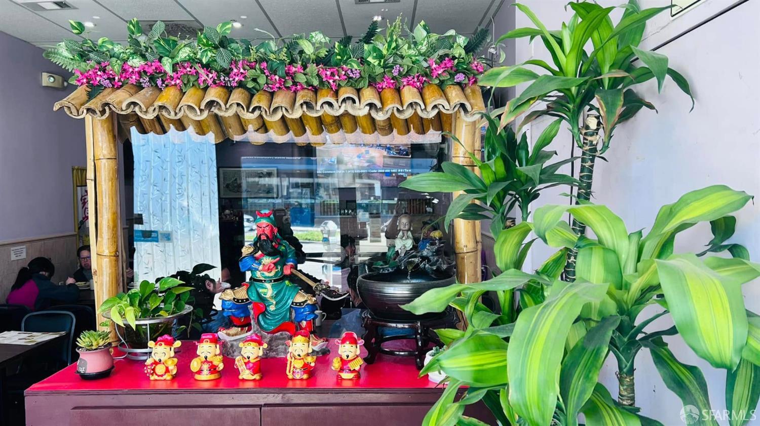 2406 19th, San Francisco, CA, 94116