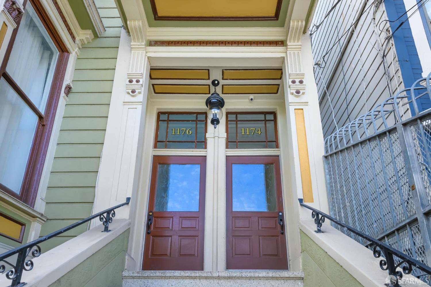 Detail Gallery Image 4 of 36 For 1174 Florida St, San Francisco,  CA 94110 - – Beds | – Baths