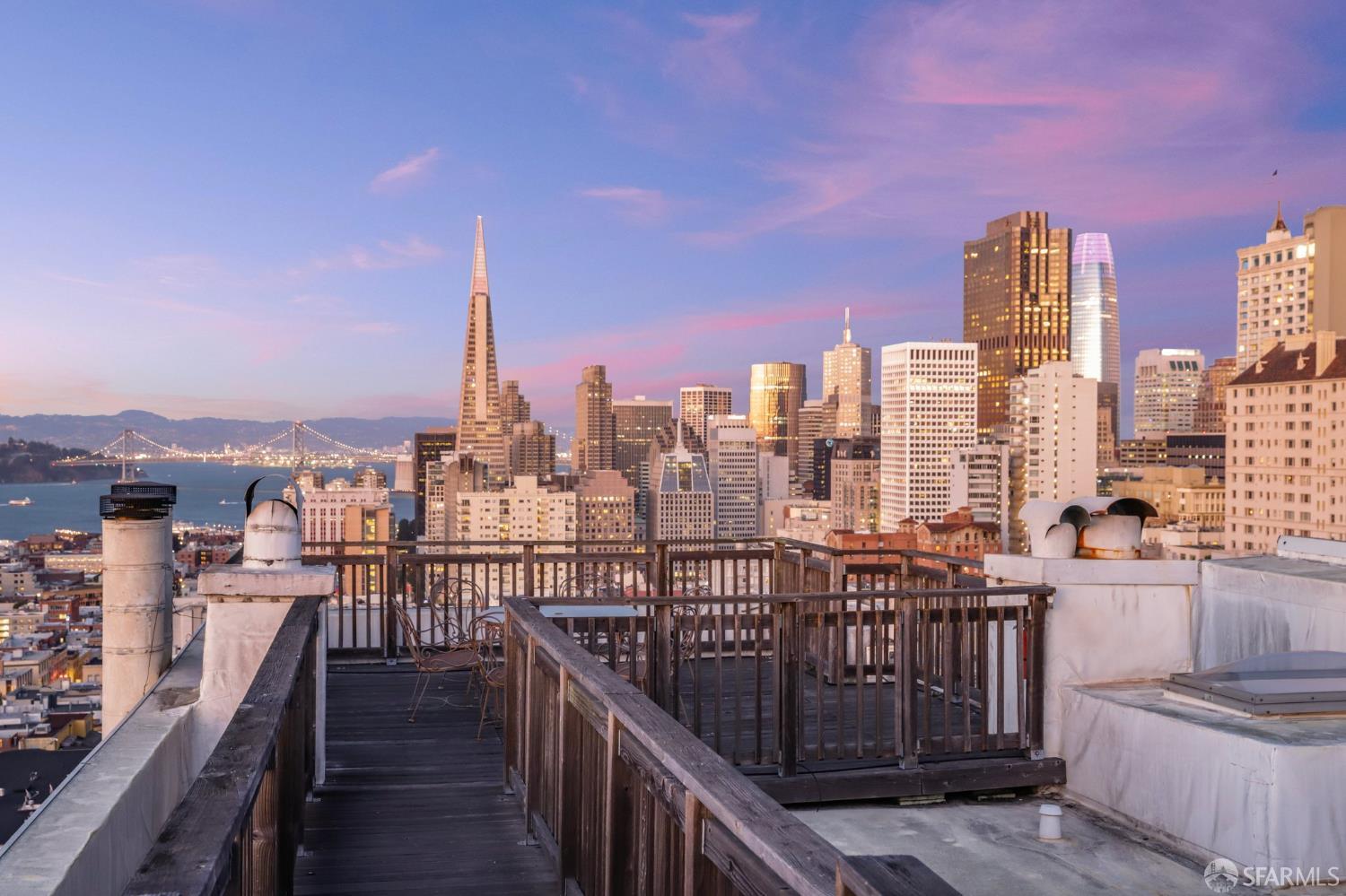 Detail Gallery Image 24 of 36 For 1242 Washington St, San Francisco,  CA 94108 - 2 Beds | 1 Baths